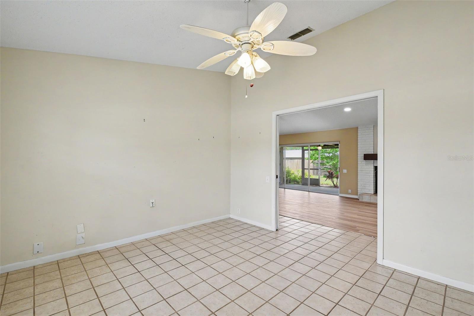 FAIRWAY SPGS - Residential