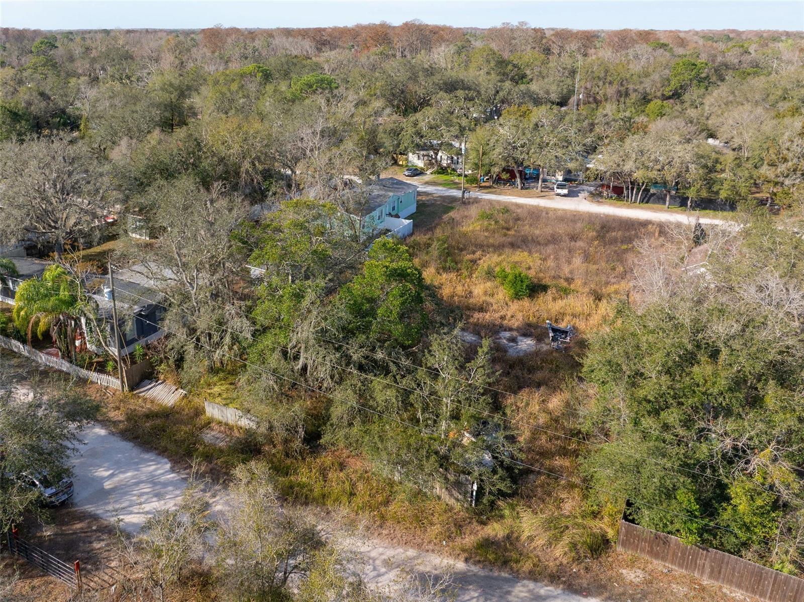 MOON LAKE ESTATES - Land
