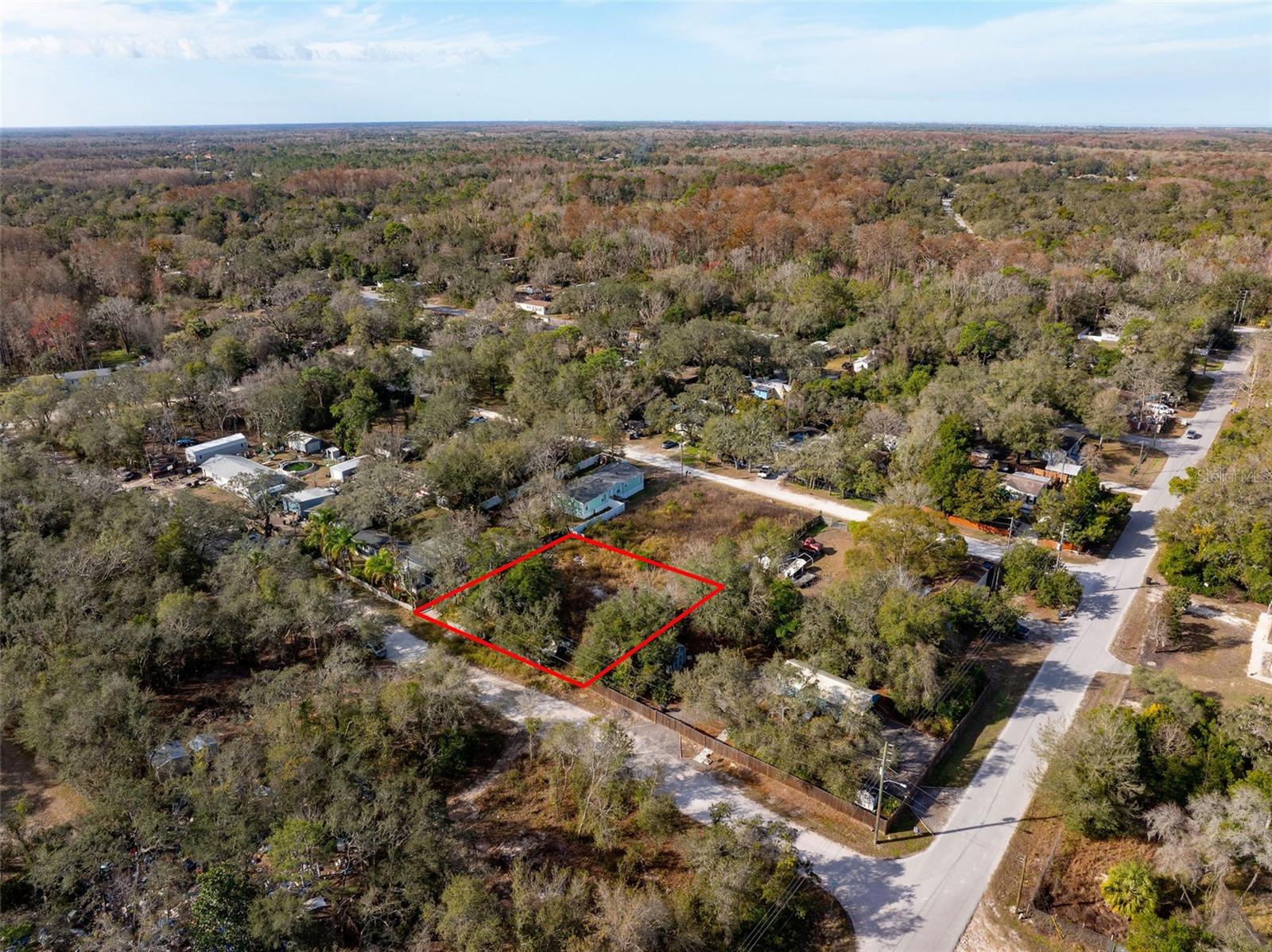 MOON LAKE ESTATES - Land