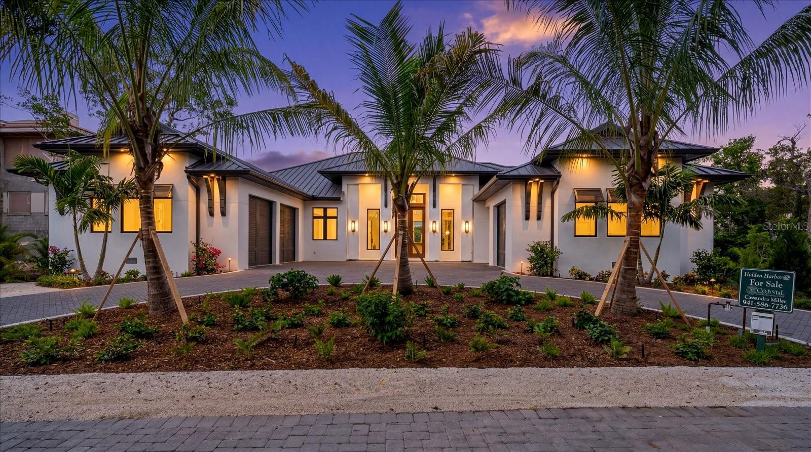 HIDDEN HARBOR - Residential