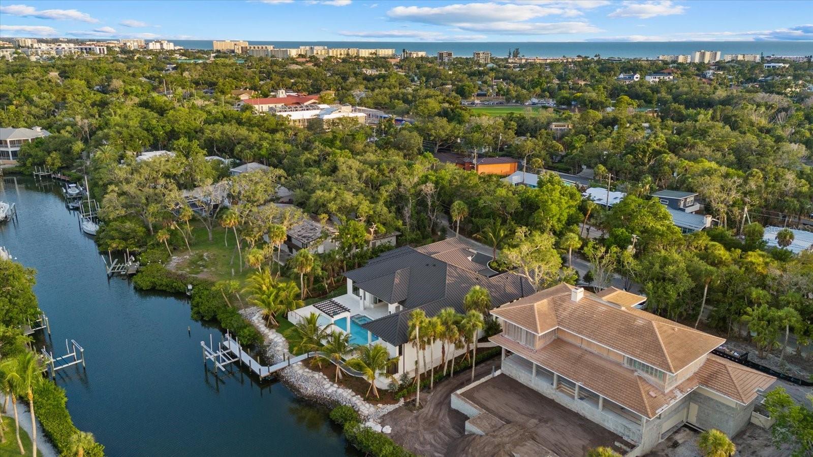 HIDDEN HARBOR - Residential