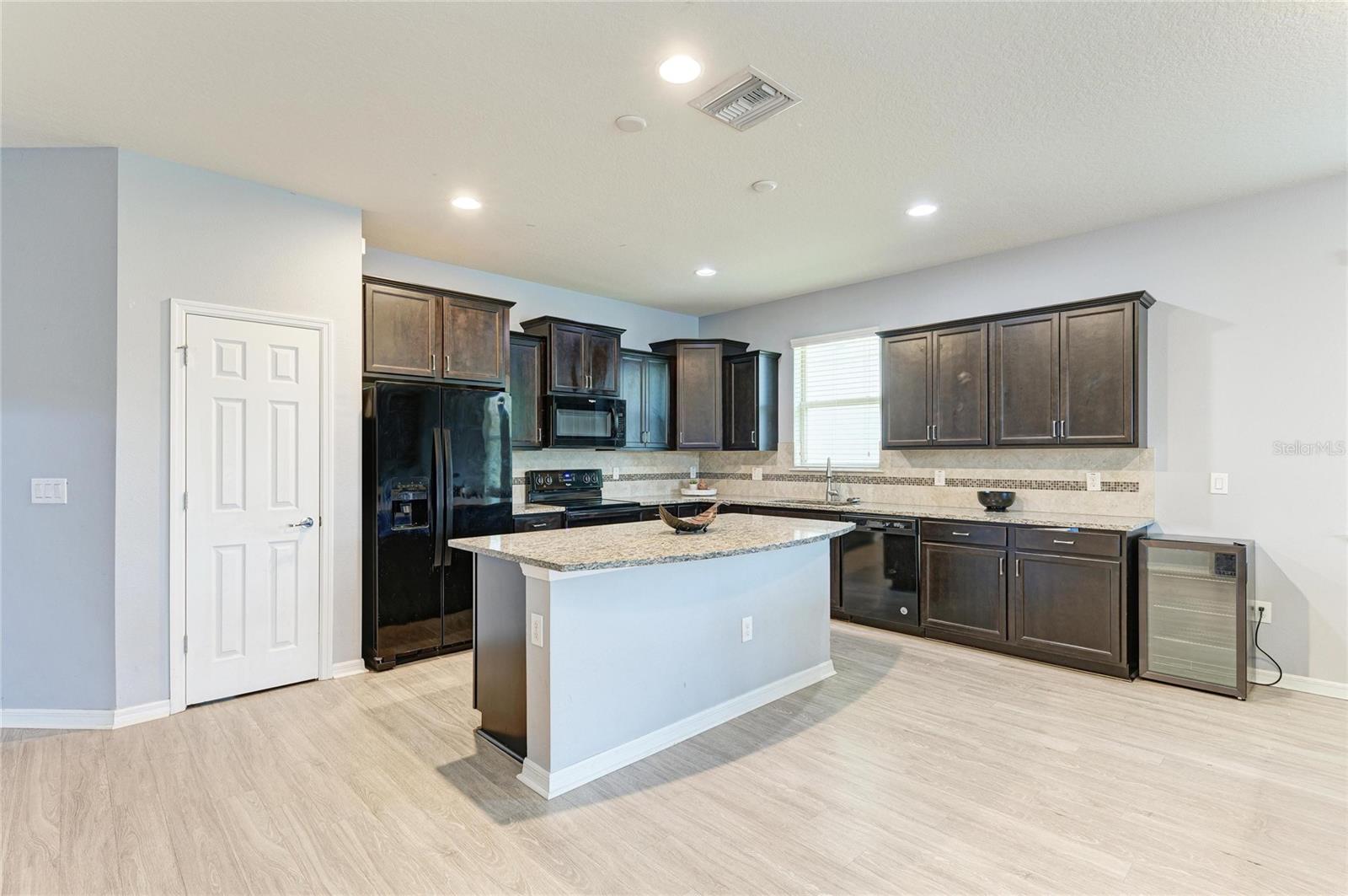 TREVESTA PH I-A - Residential