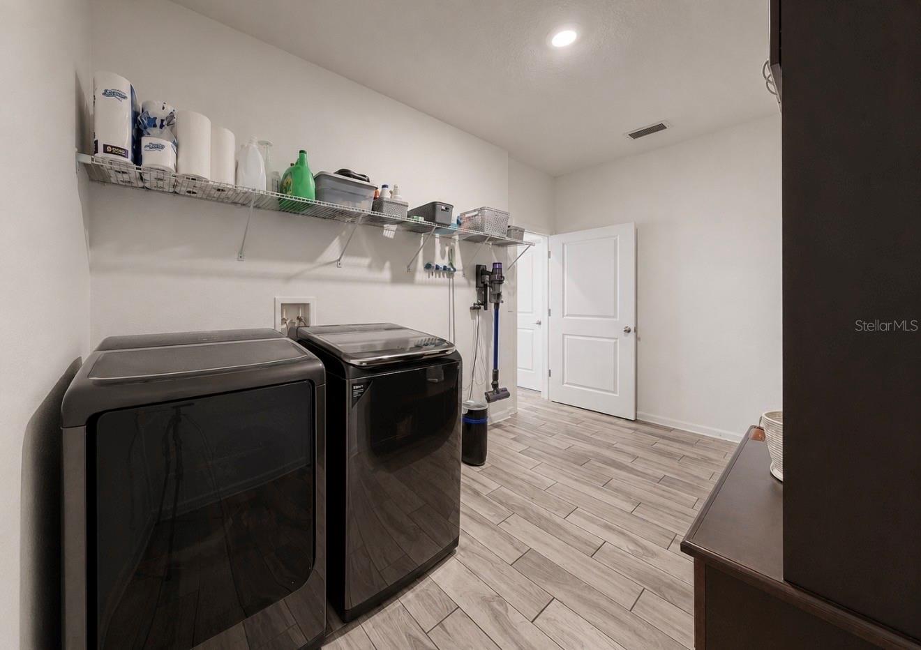 TREVESTA PH IIB - Residential