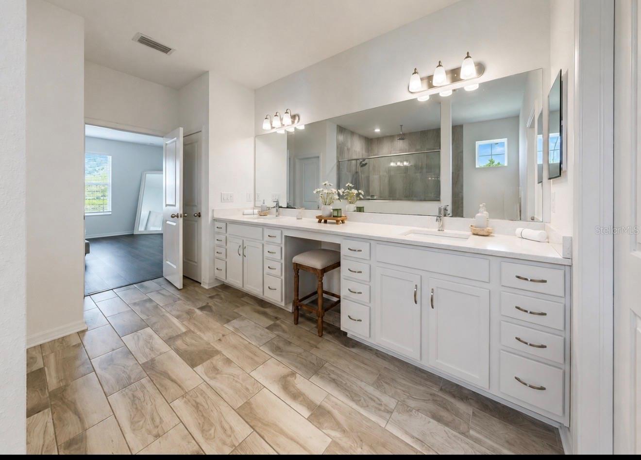 TREVESTA PH IIB - Residential