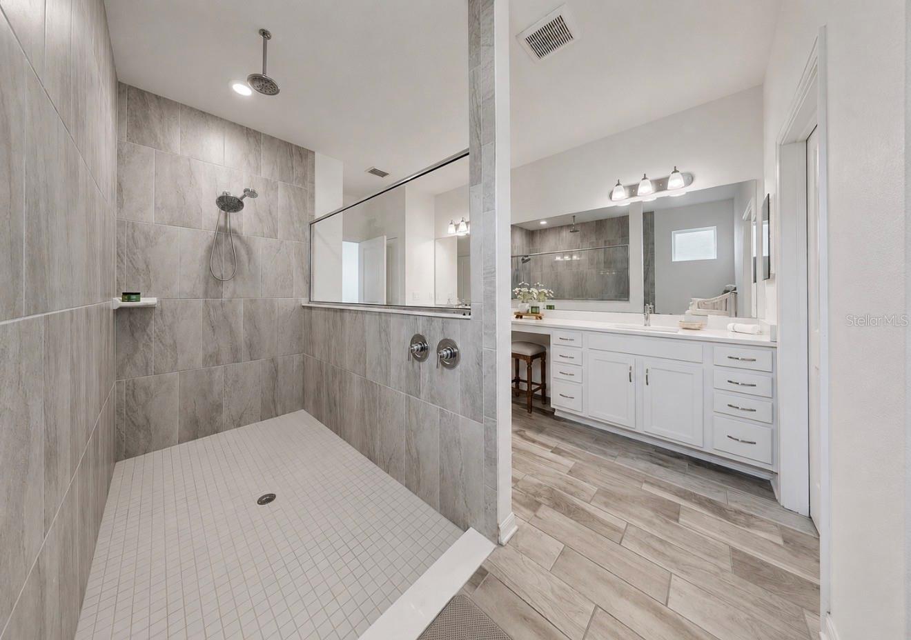 TREVESTA PH IIB - Residential