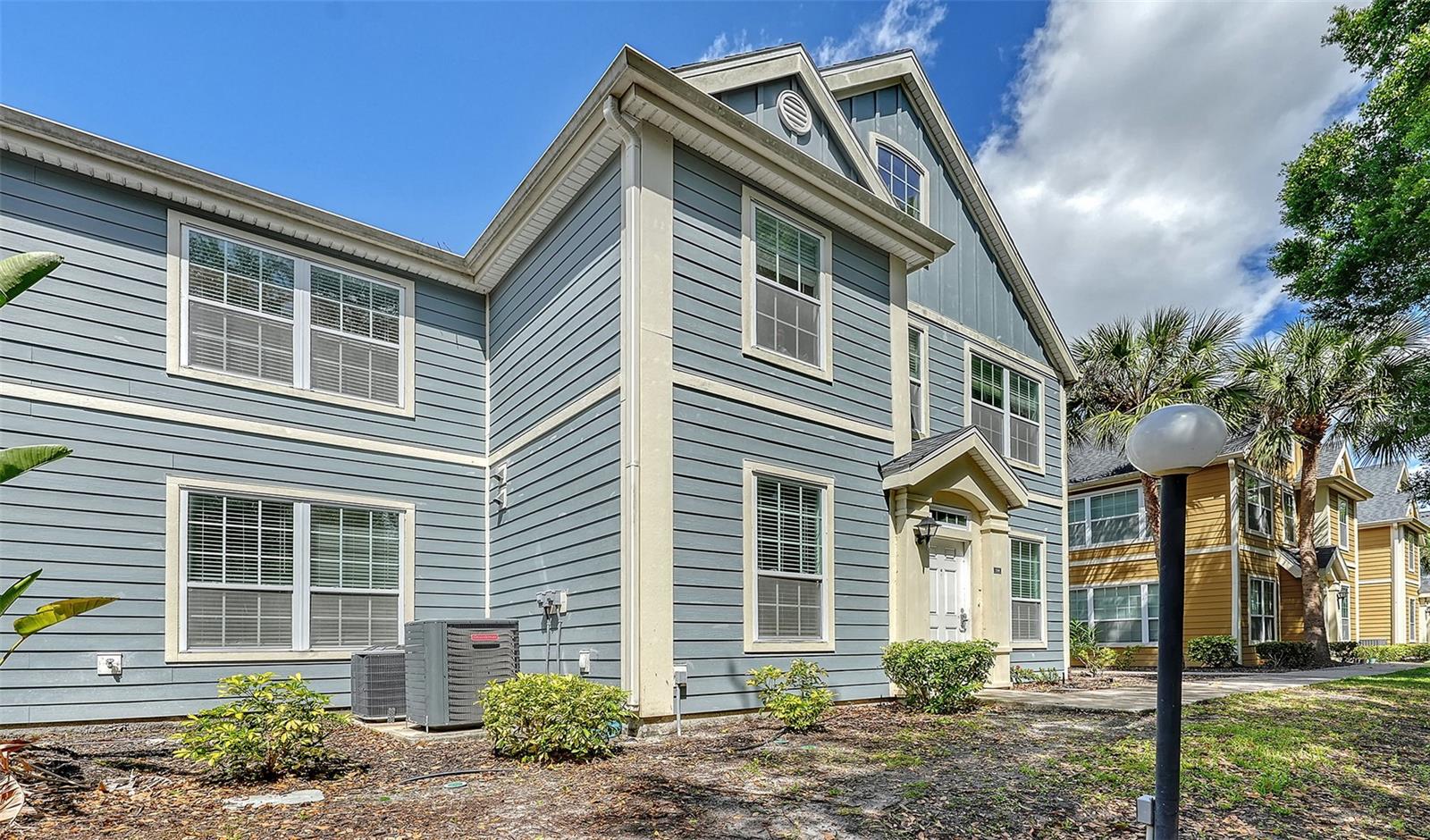 ADMIRALS WALK - Residential