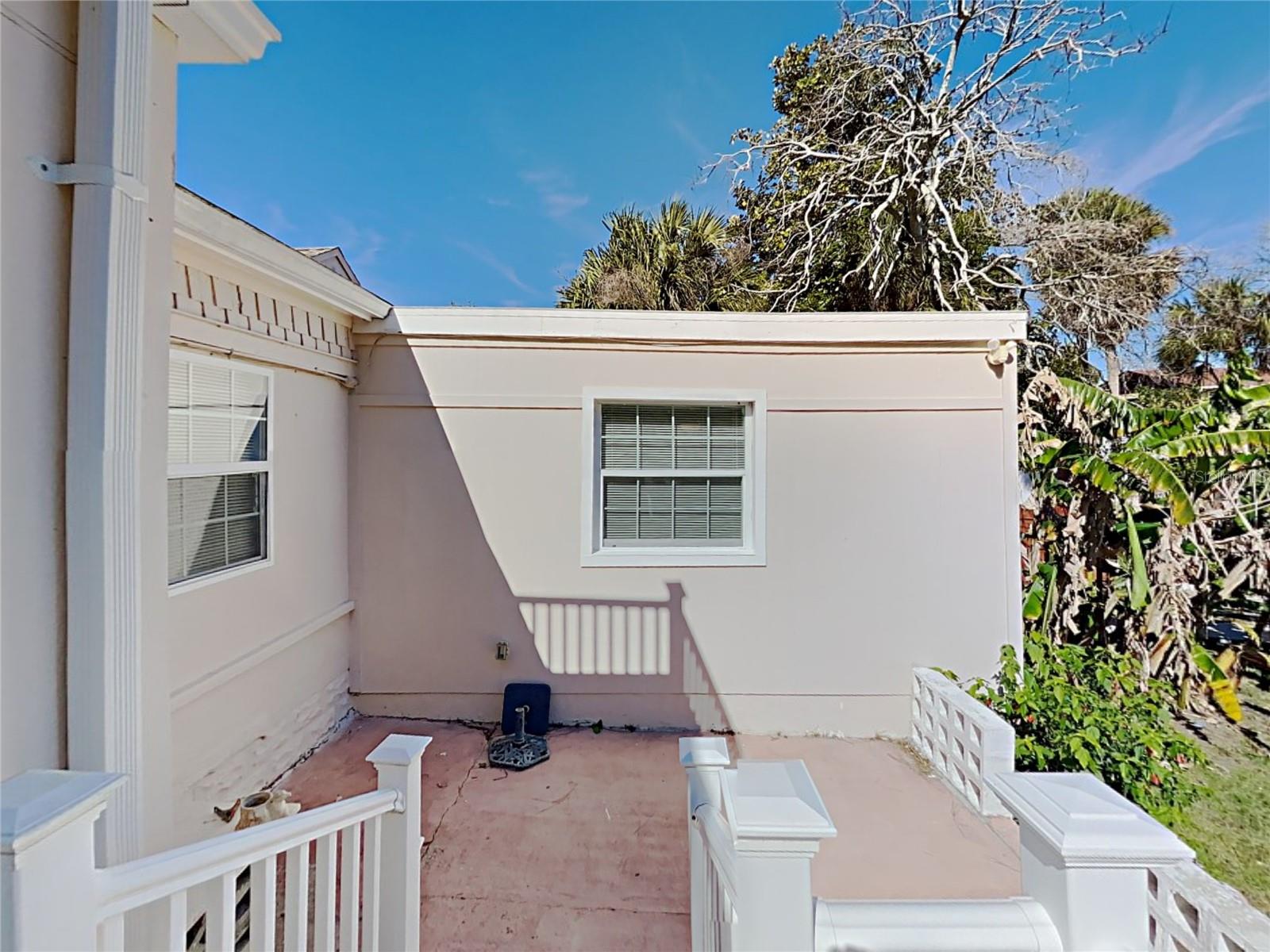 EAST DAYTONA - Residential Lease