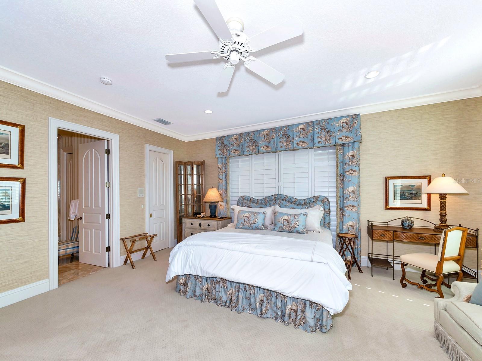 LIGHTHOUSE POINT - Residential