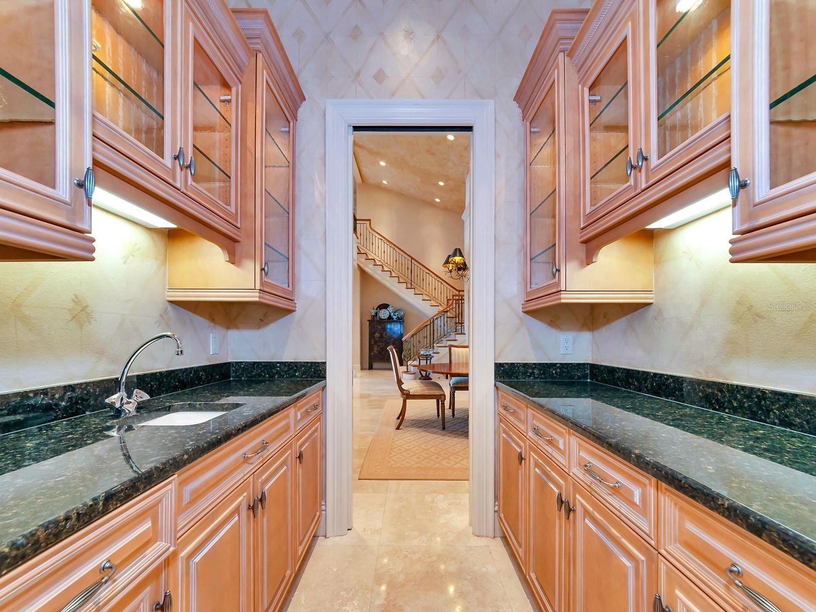 LIGHTHOUSE POINT - Residential