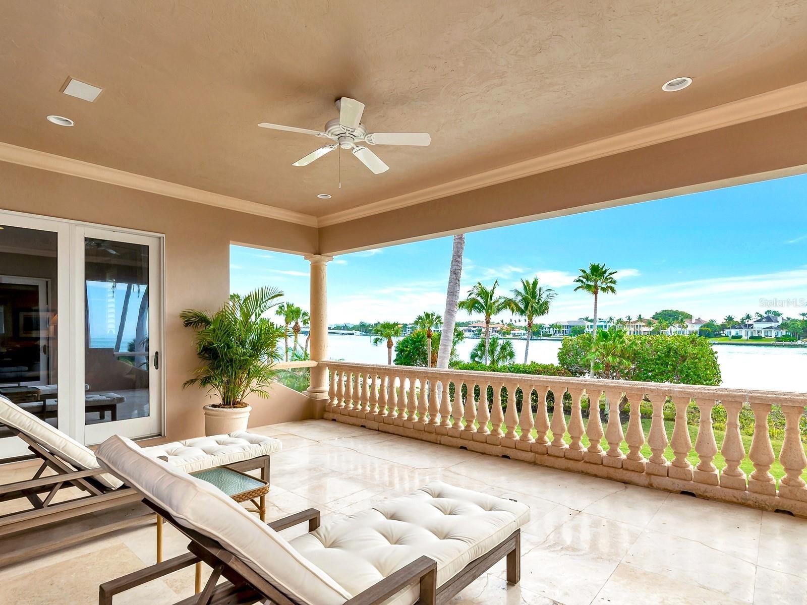 LIGHTHOUSE POINT - Residential