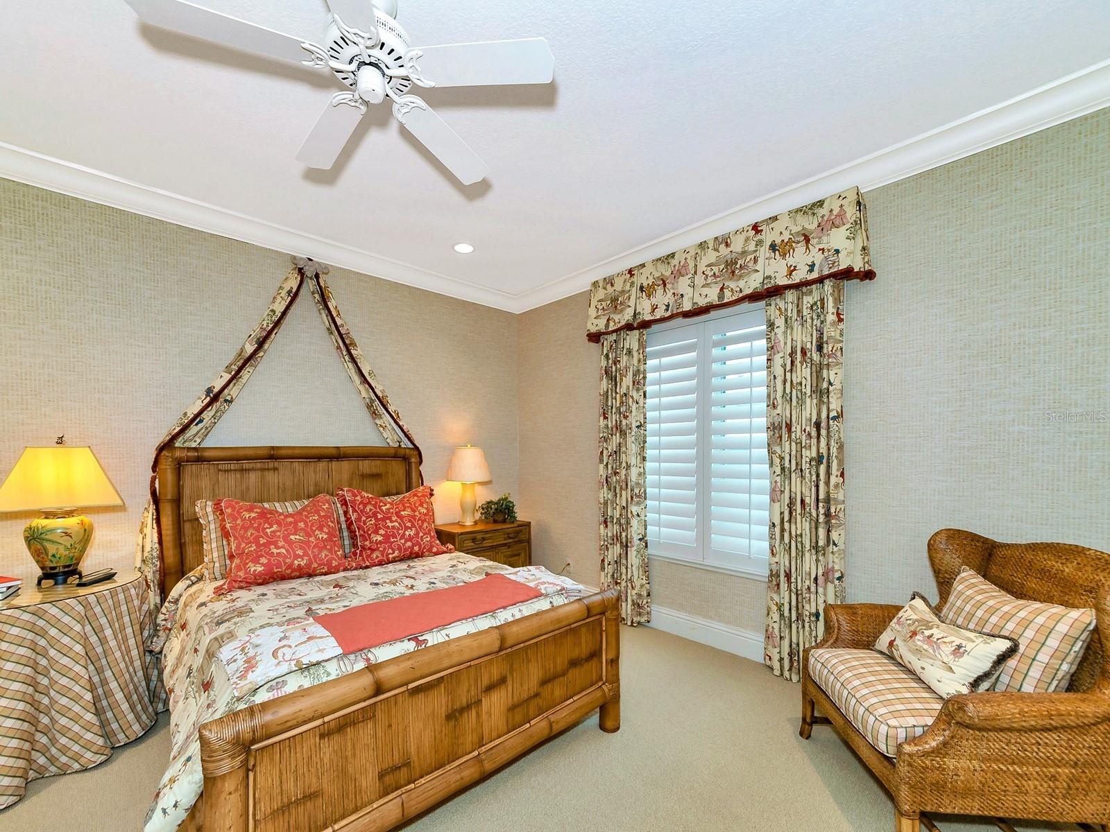 LIGHTHOUSE POINT - Residential