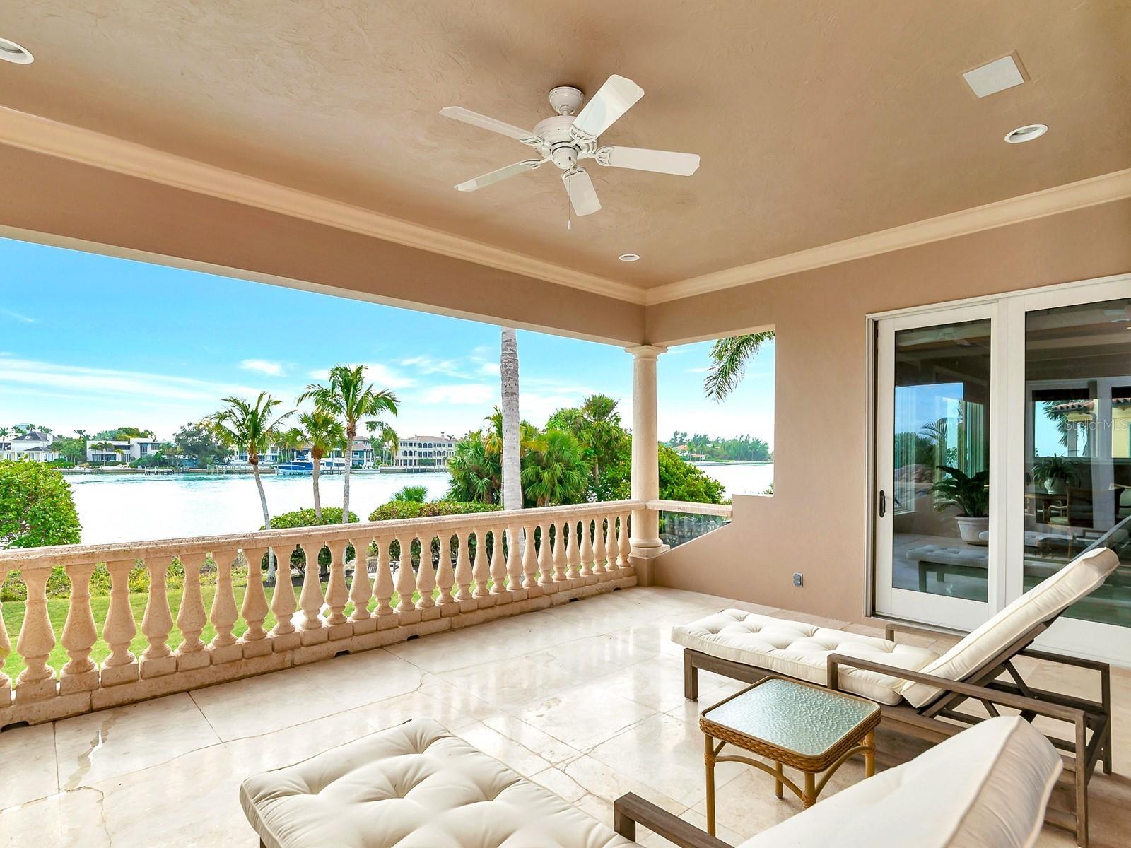 LIGHTHOUSE POINT - Residential