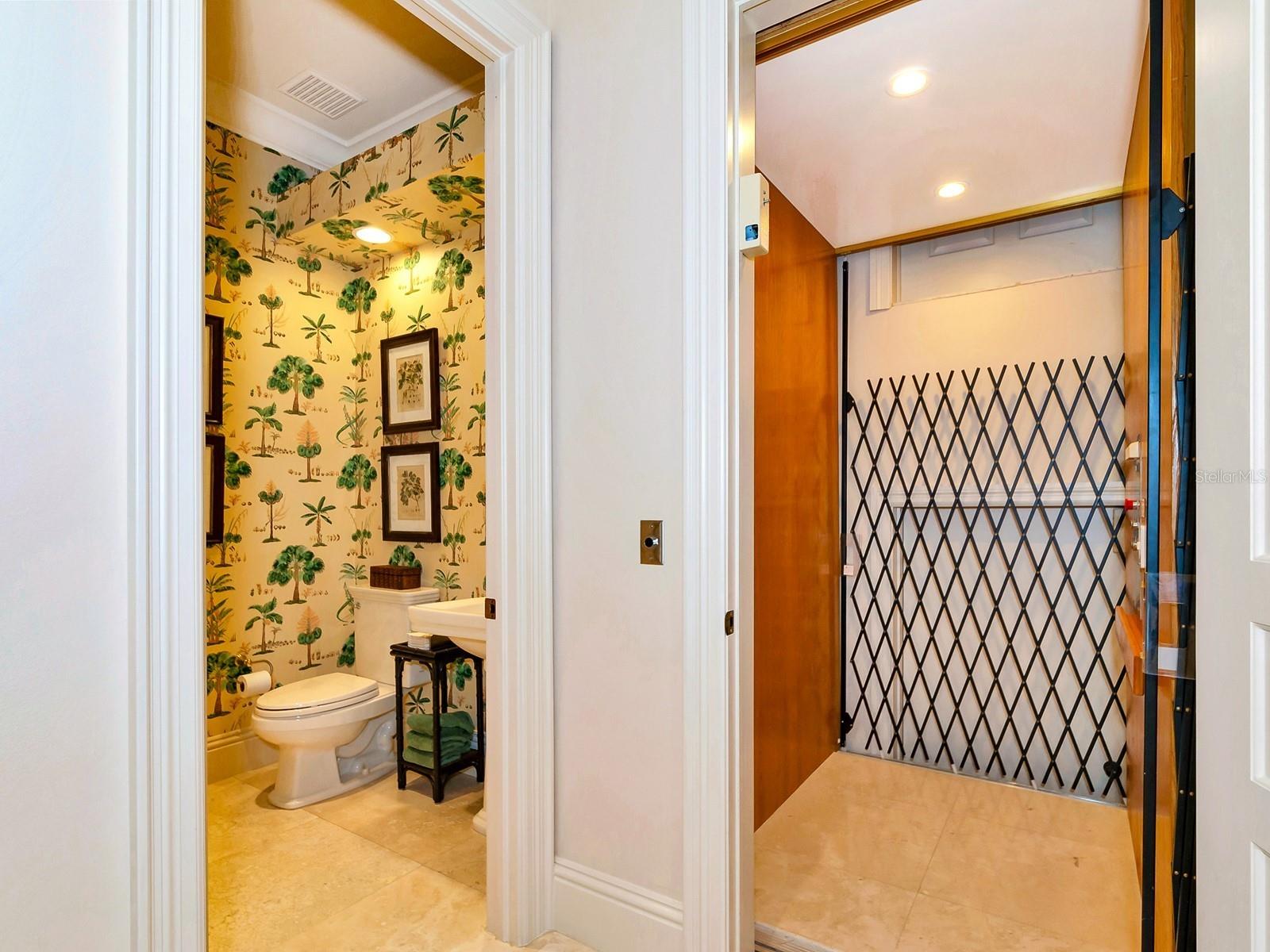 LIGHTHOUSE POINT - Residential