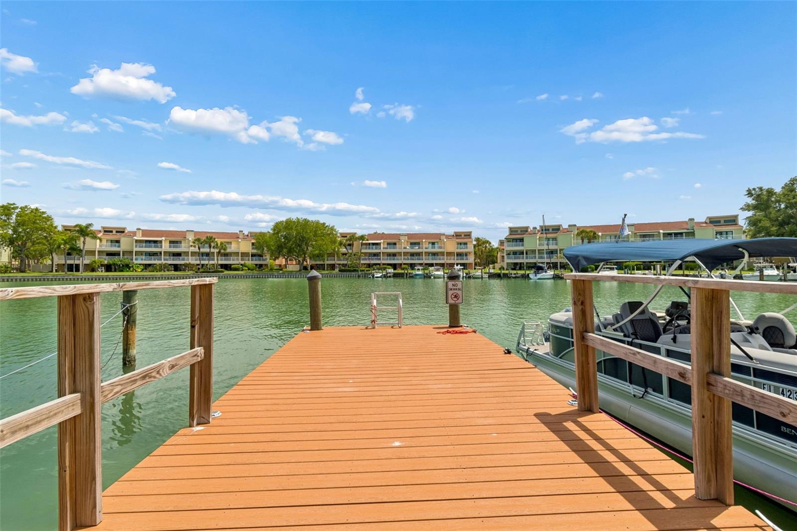 LA COSTA BRAVA CONDO 1 - Residential