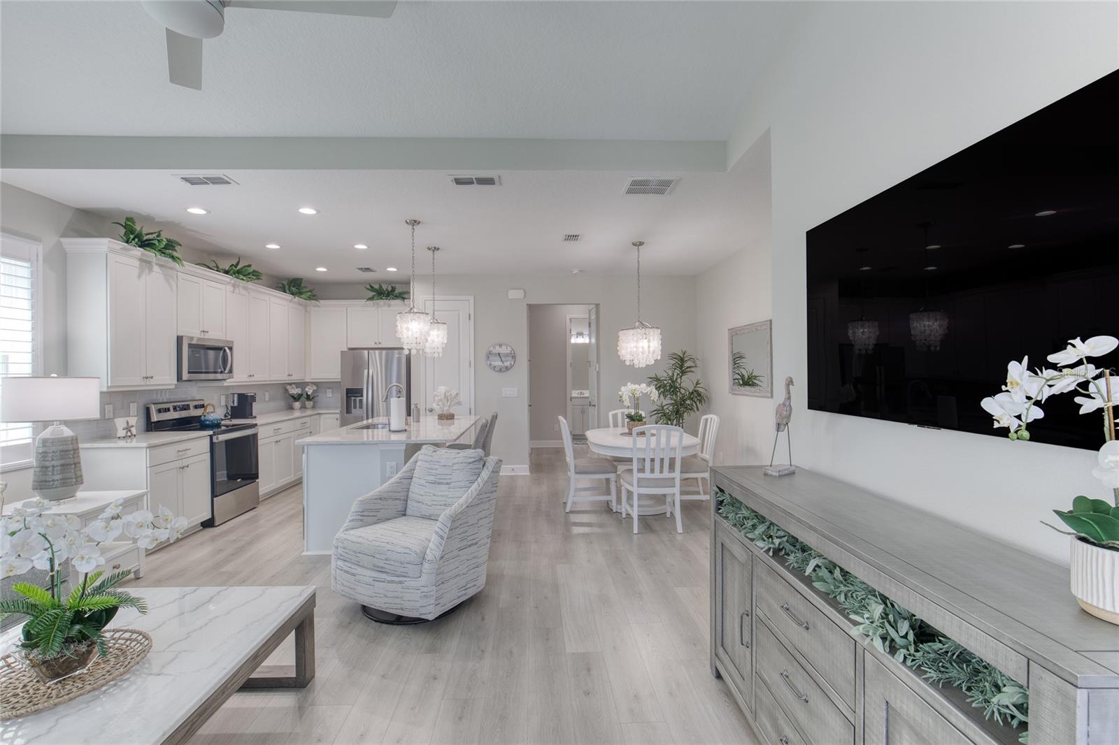 LATITUDE/DAYTONA BEACH PH 5 - Residential