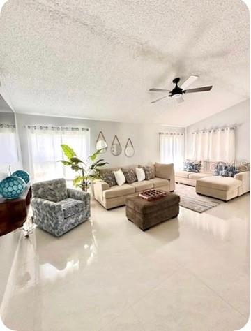 PINE LAKE - Residential