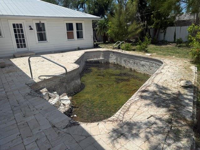 BAY ISLAND - Residential