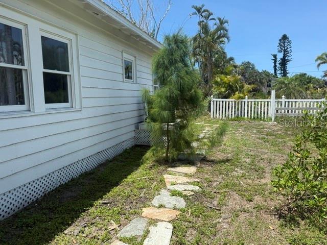 BAY ISLAND - Residential