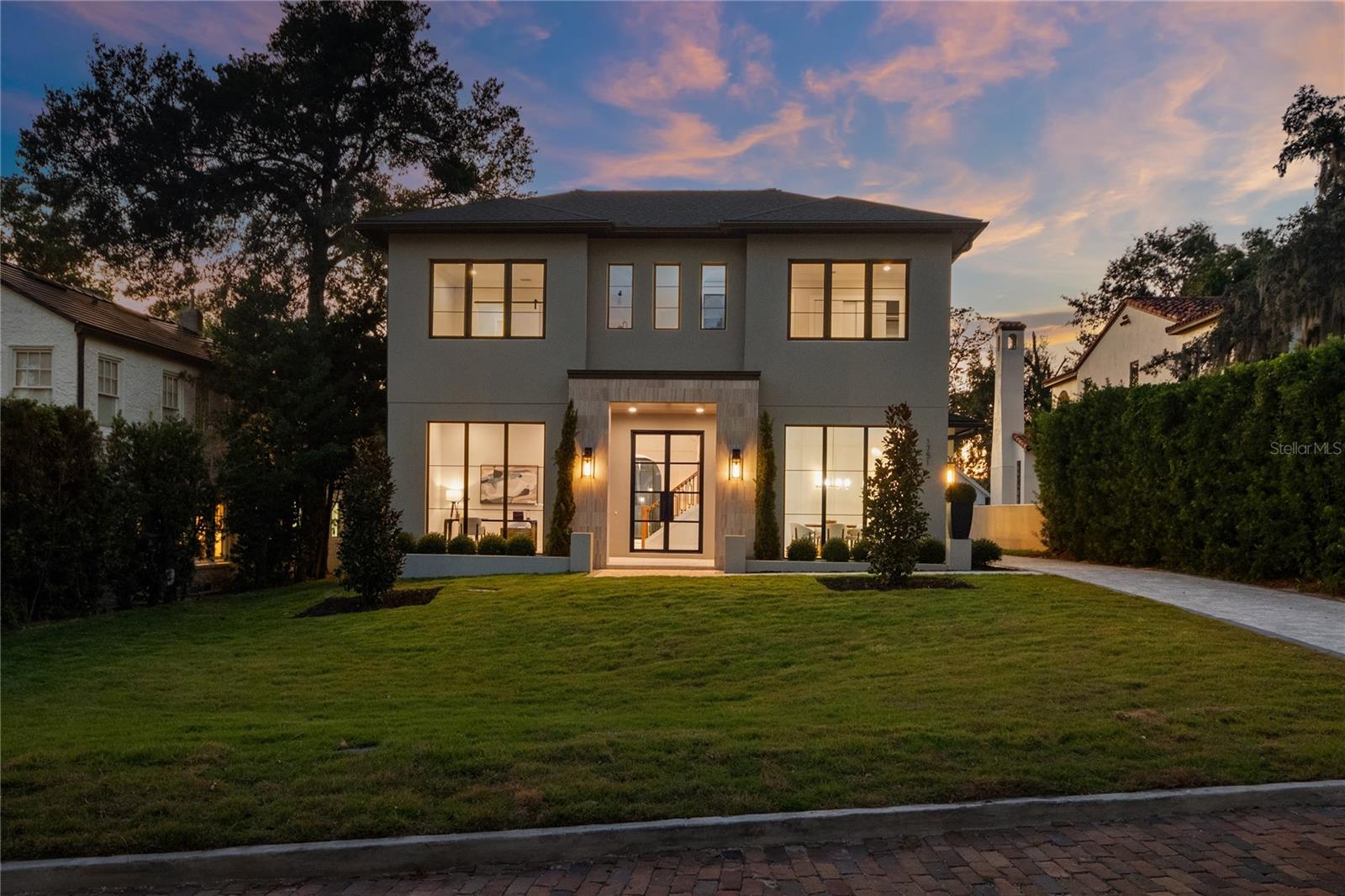 FOREST HILLS - Residential