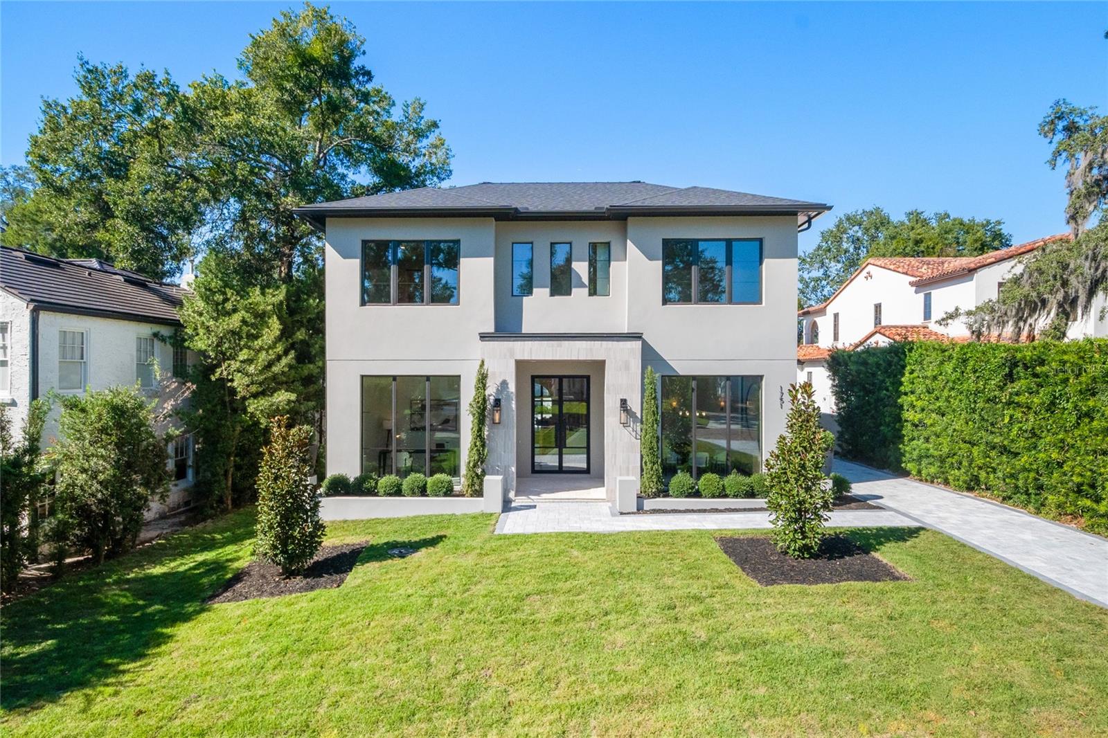 FOREST HILLS - Residential
