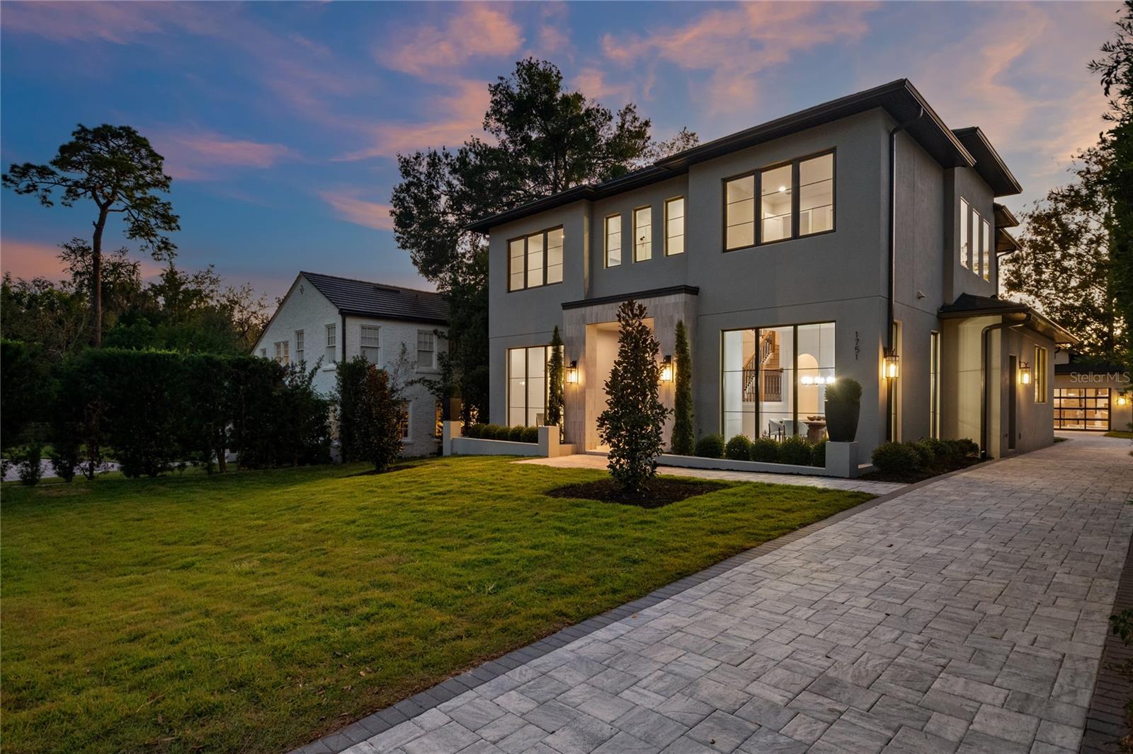 FOREST HILLS - Residential