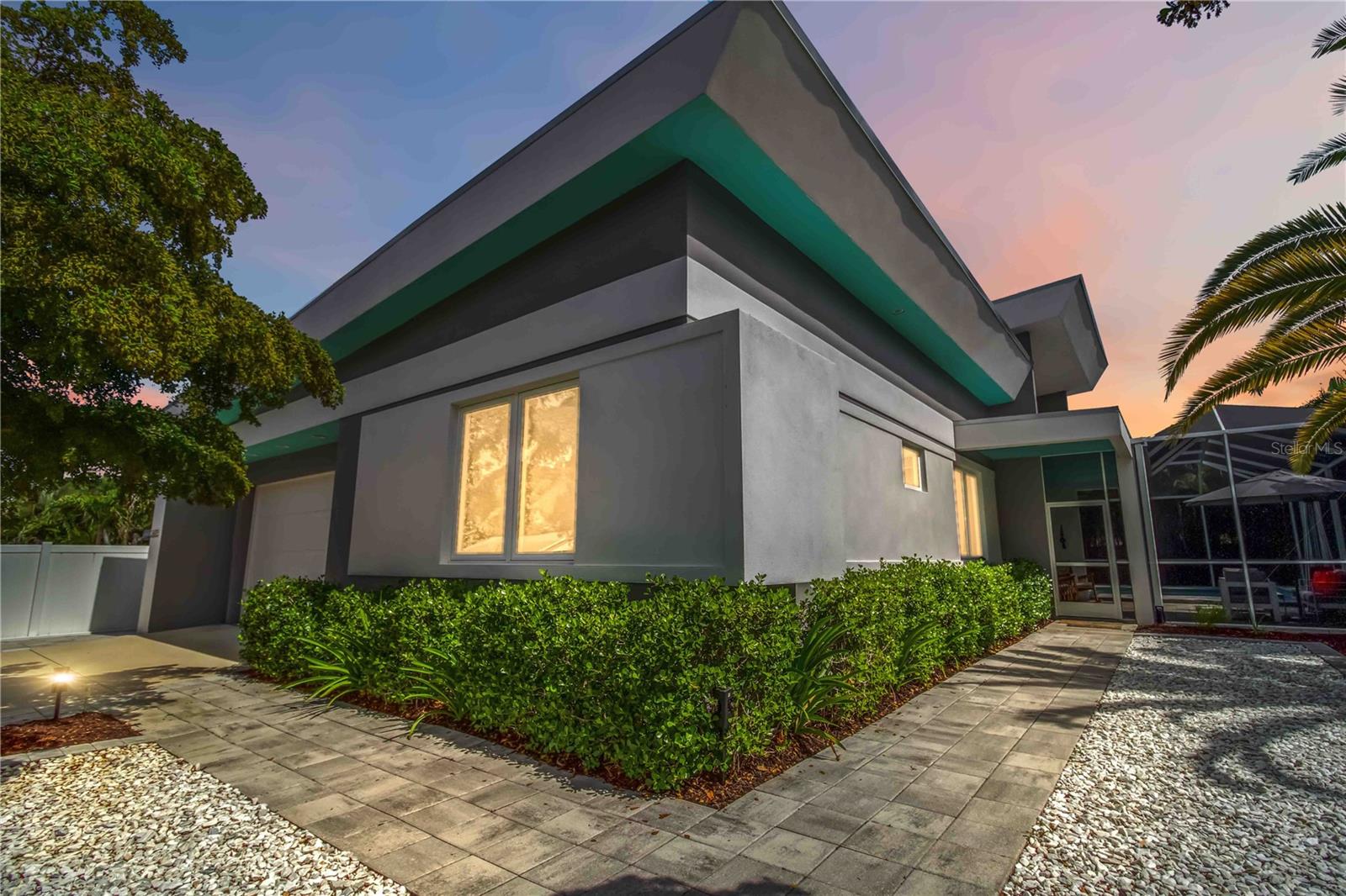 LOMA LINDA PARK - Residential