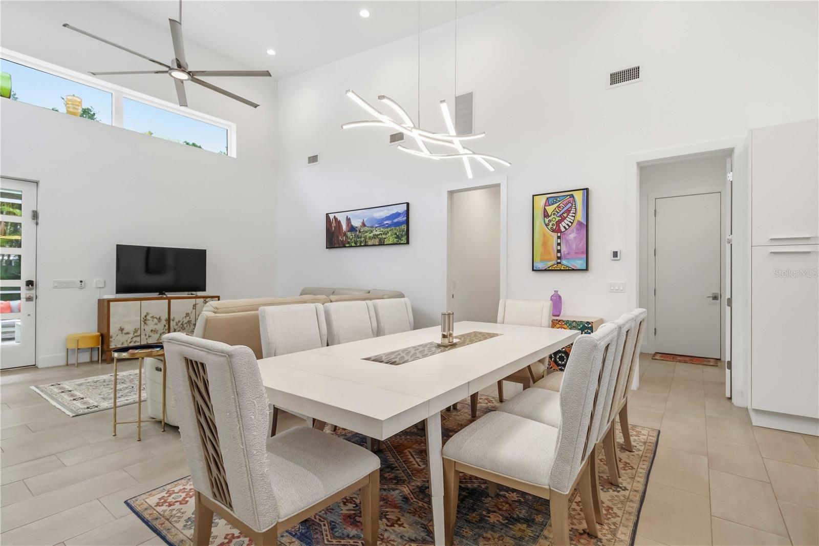 LOMA LINDA PARK - Residential