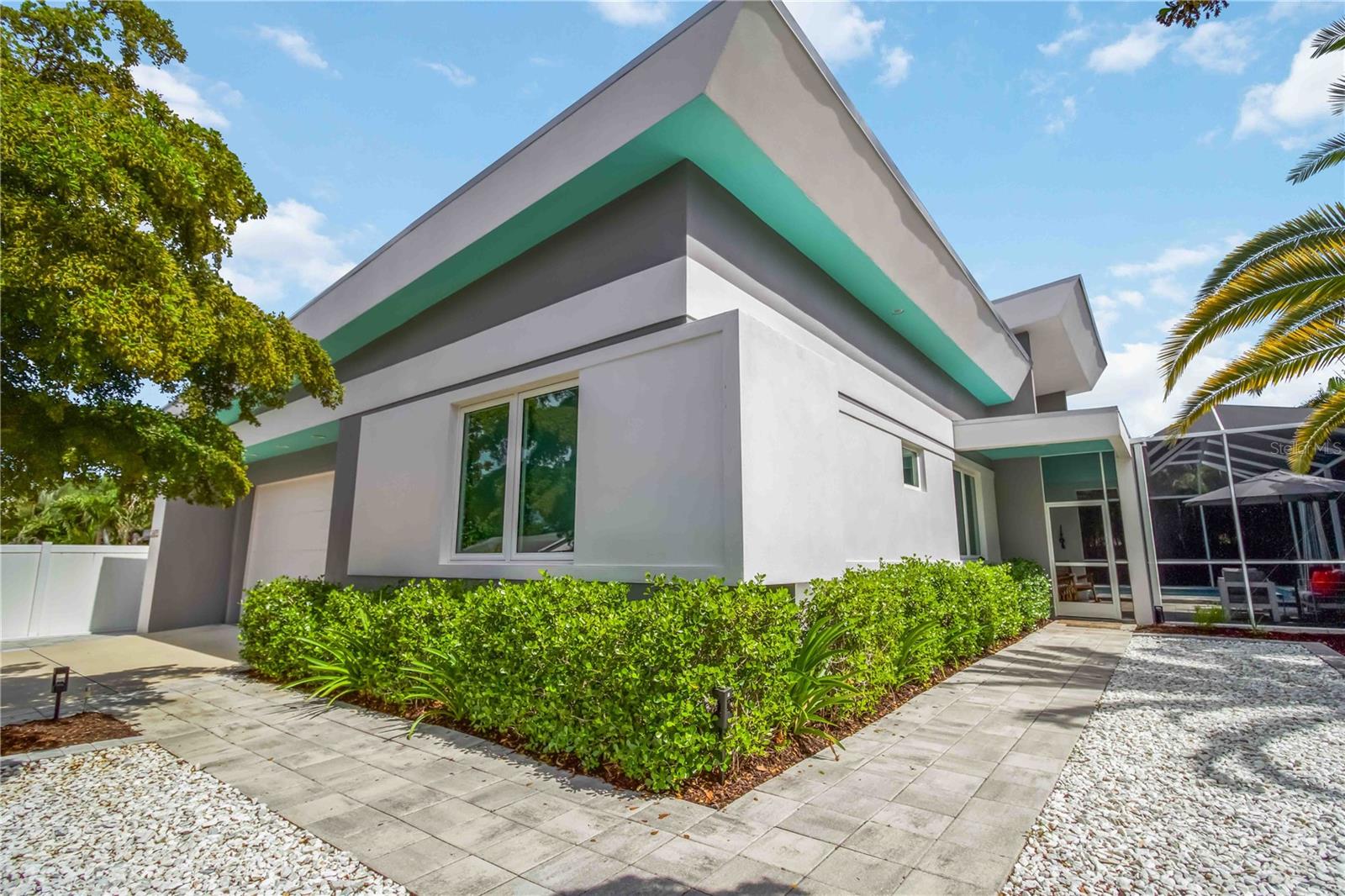 LOMA LINDA PARK - Residential