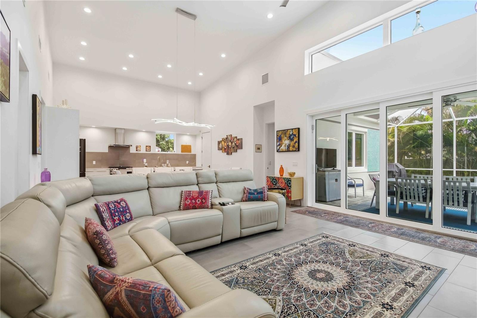 LOMA LINDA PARK - Residential