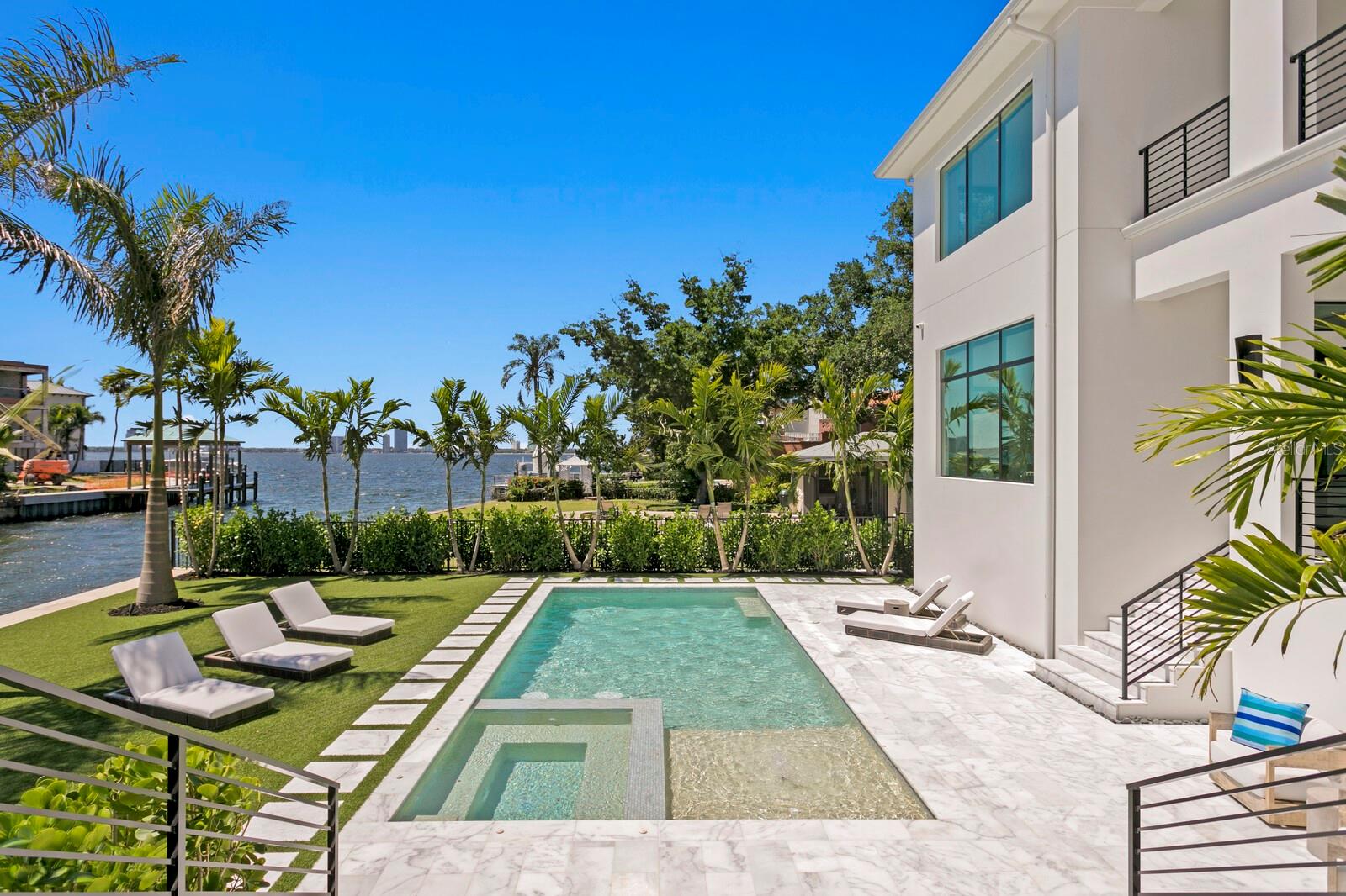DAVIS ISLANDS PB10 PG52 TO 57 - Residential