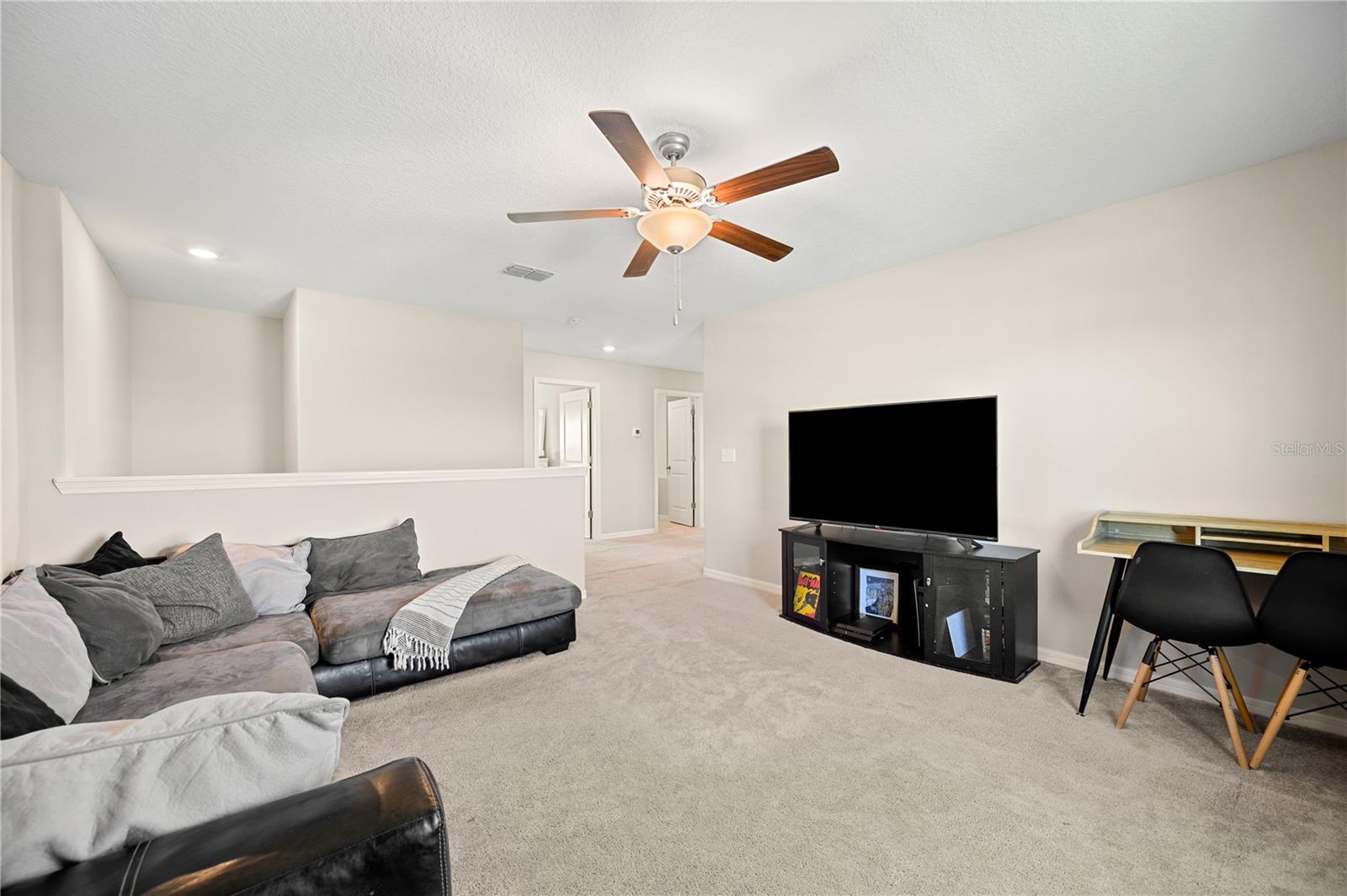 RIVERSTONE PH 1 - Residential