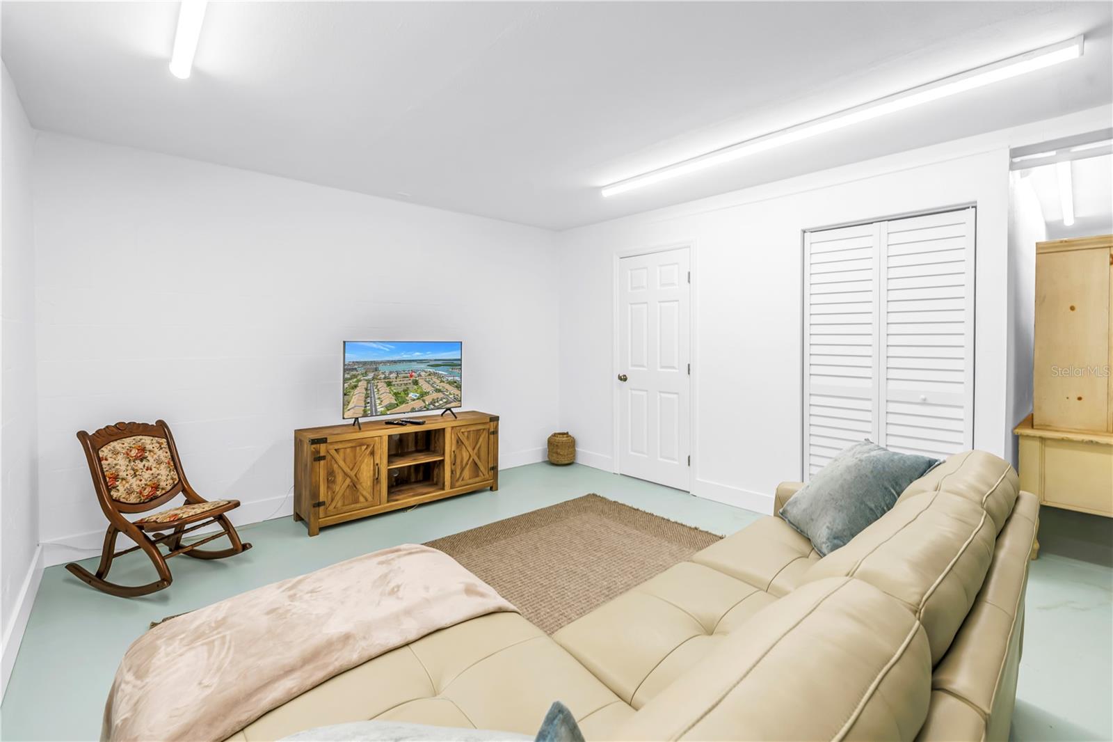 SUN KETCH CONDO - Residential