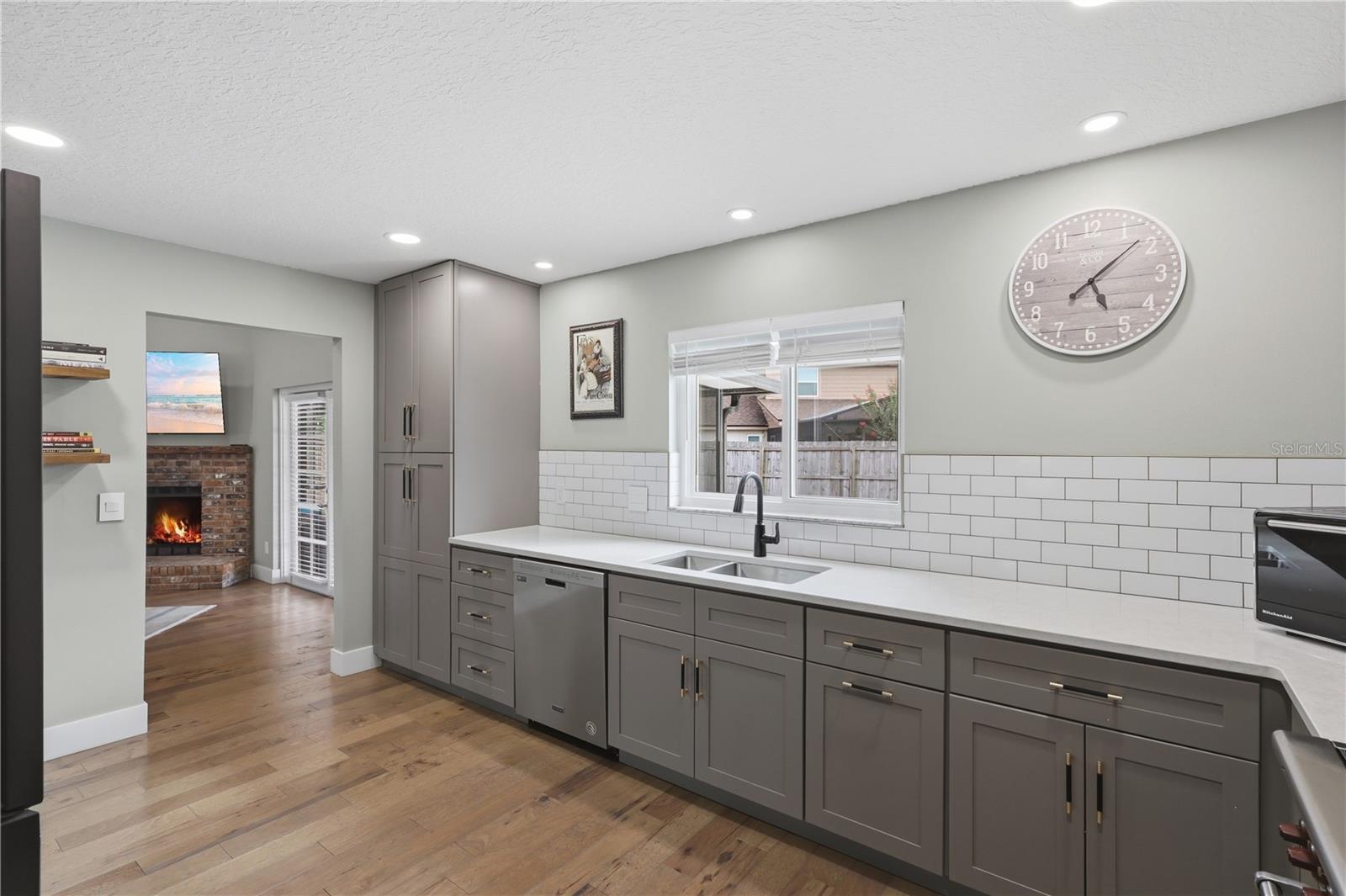 HIDDEN OAK ESTATES - Residential