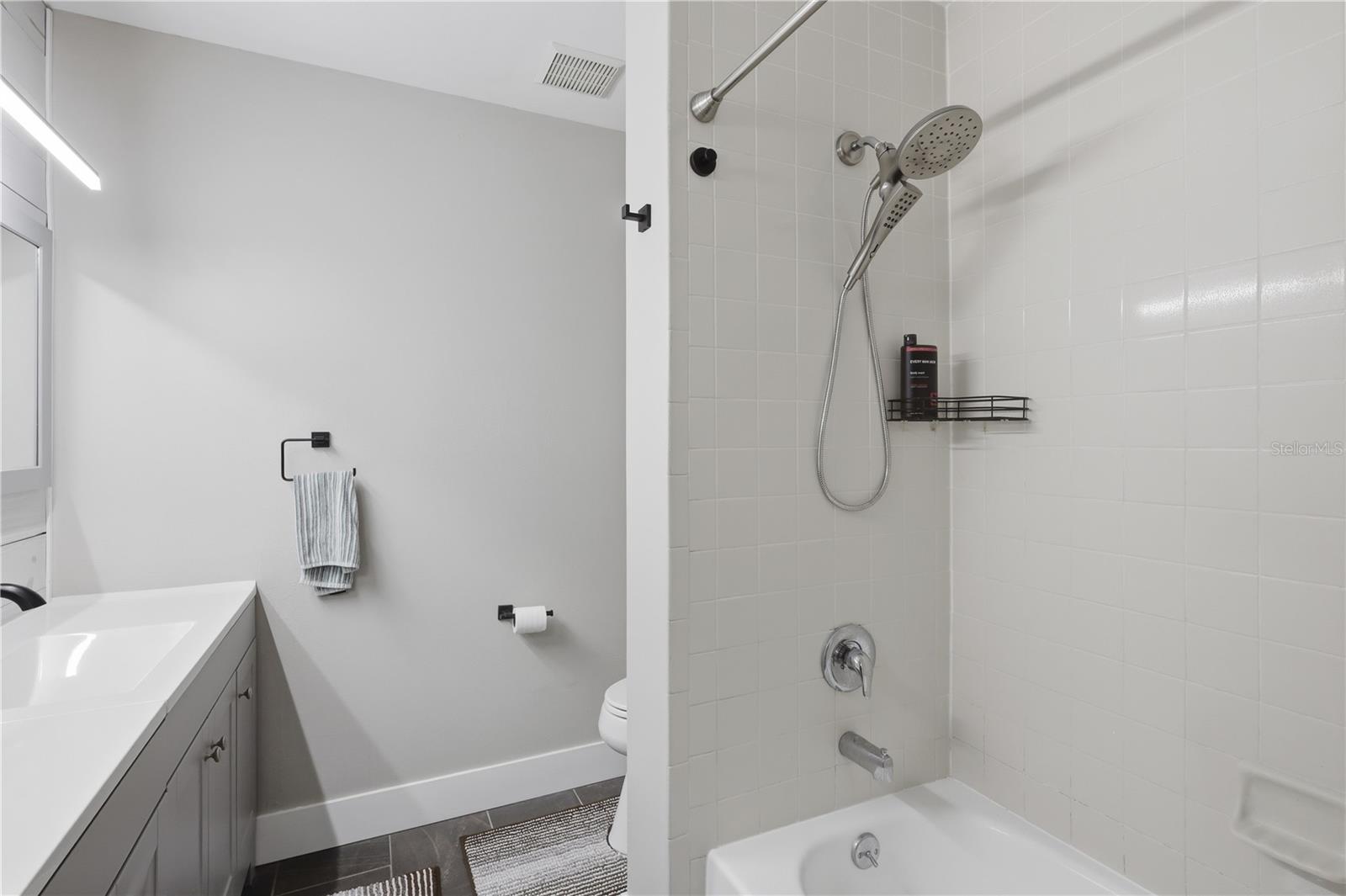 HIDDEN OAK ESTATES - Residential