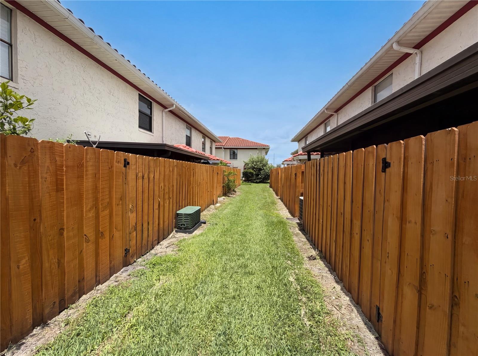 HIDDEN CREEK CONDO PH 05 - Residential