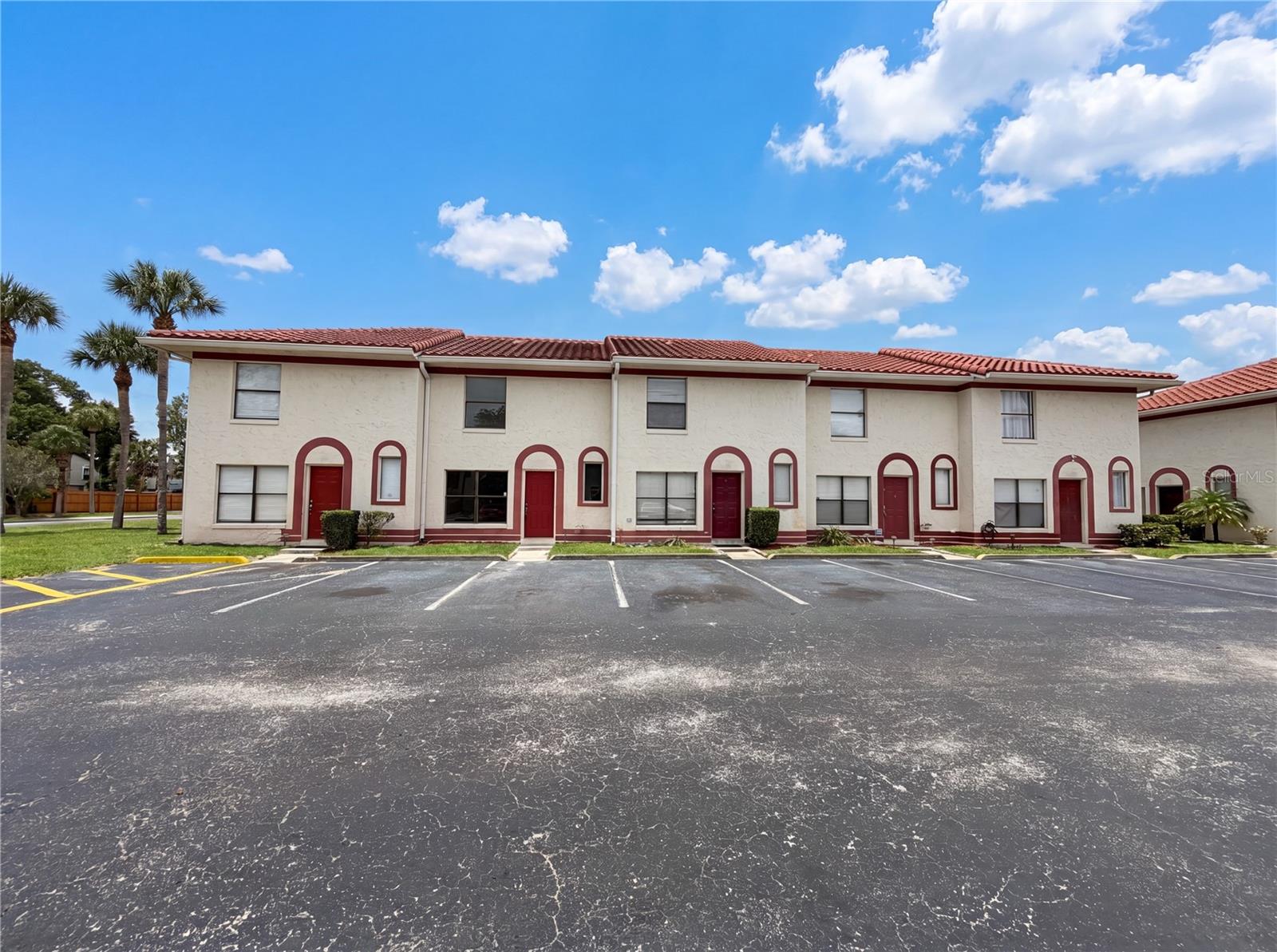 HIDDEN CREEK CONDO PH 05 - Residential