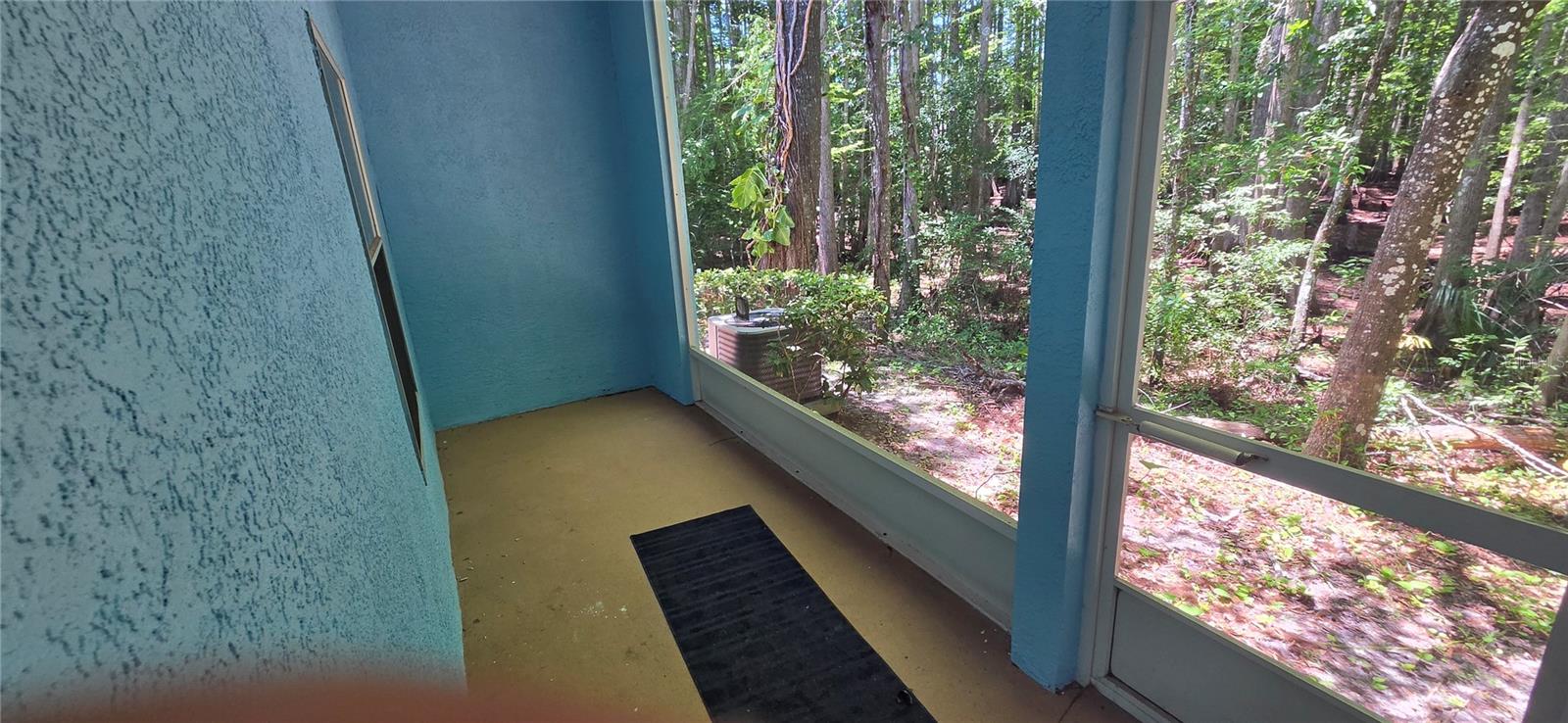 SHADOW RUN - Residential