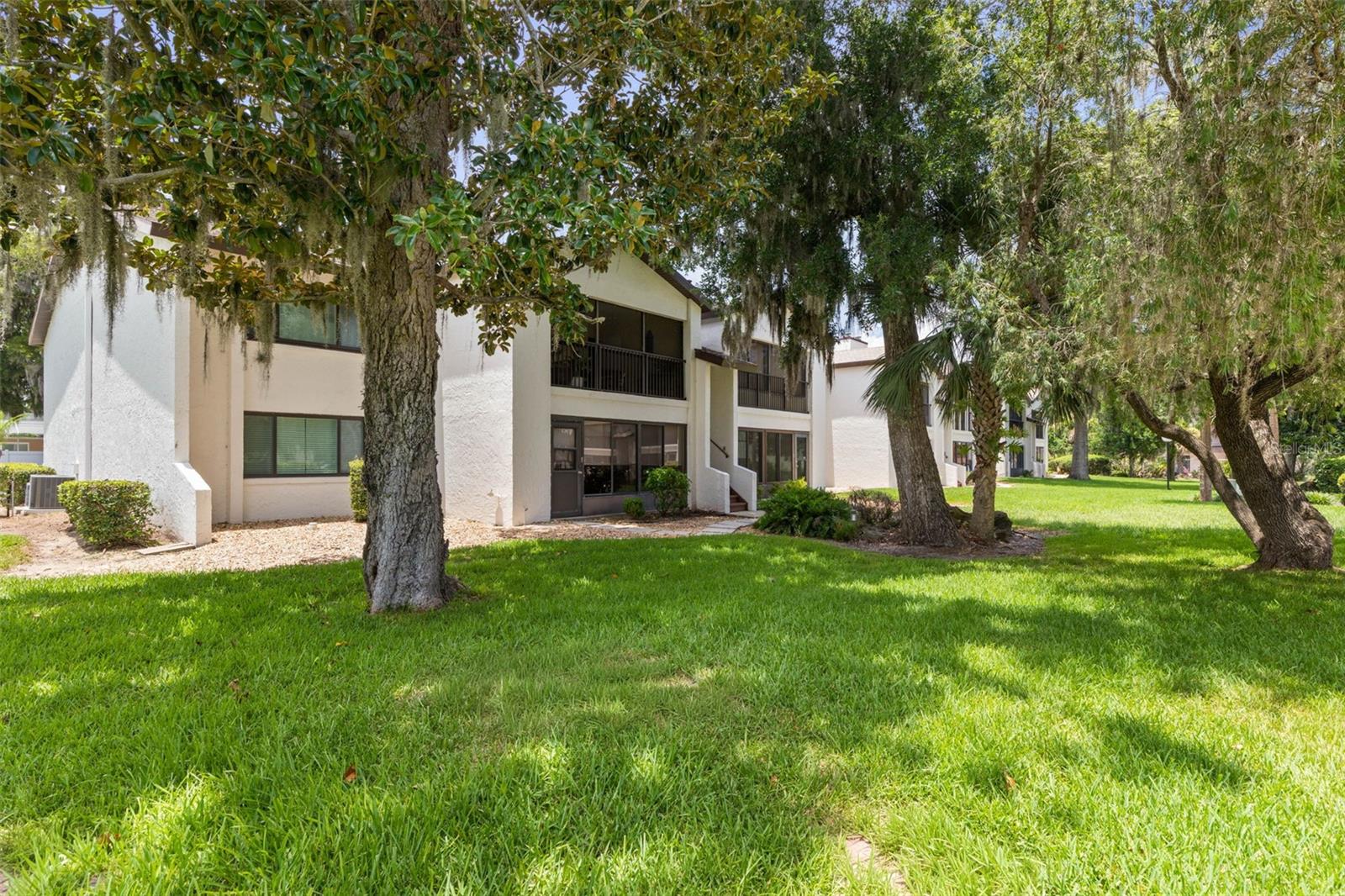 ESCONDIDO AT TOMOKA CONDO - Residential