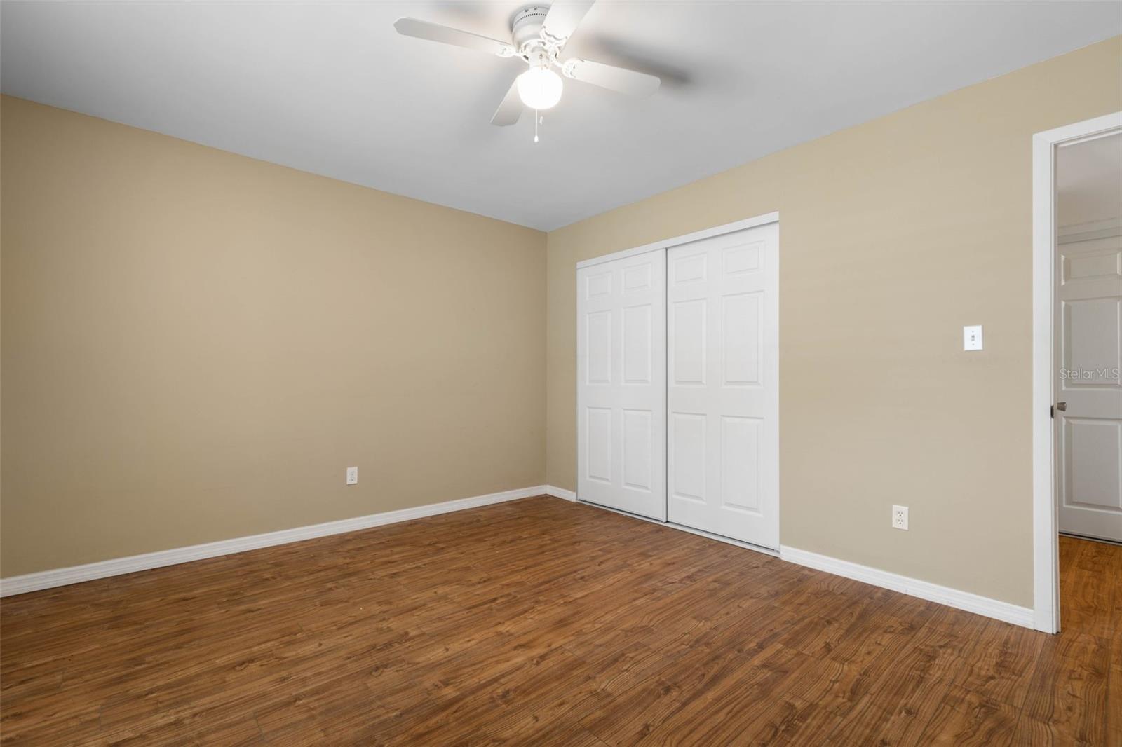 ESCONDIDO AT TOMOKA CONDO - Residential