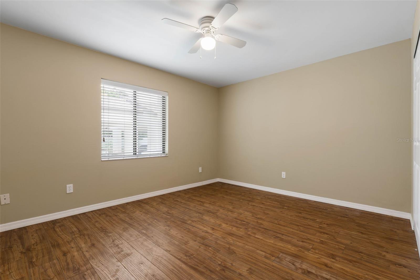 ESCONDIDO AT TOMOKA CONDO - Residential