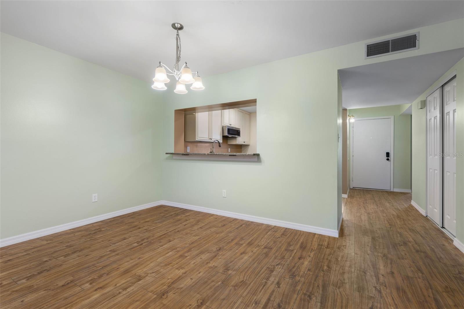 ESCONDIDO AT TOMOKA CONDO - Residential