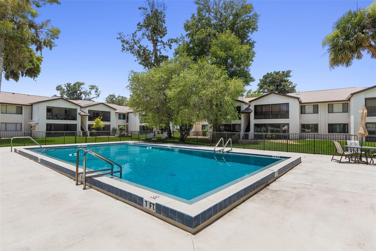 ESCONDIDO AT TOMOKA CONDO - Residential