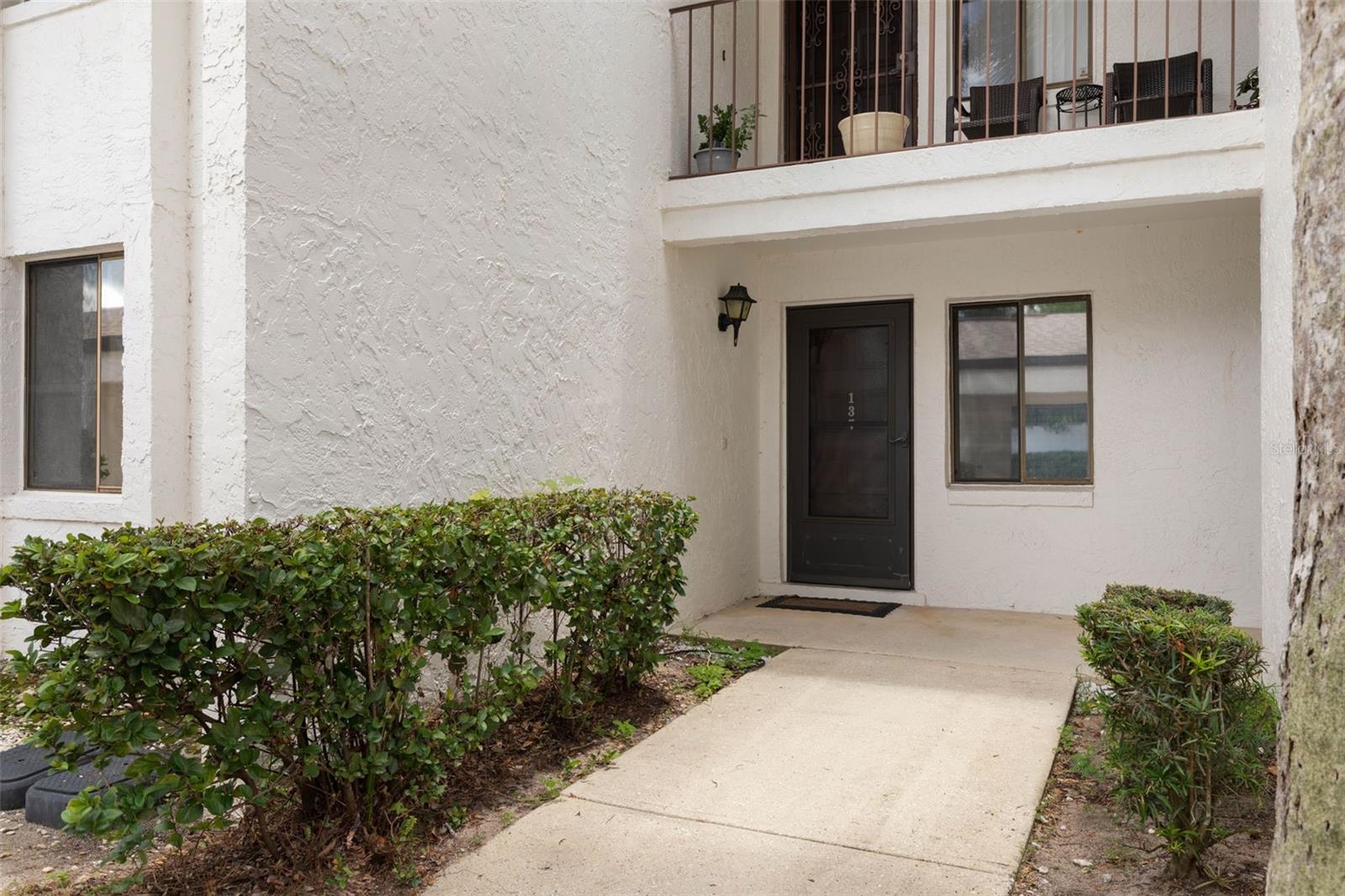 ESCONDIDO AT TOMOKA CONDO - Residential