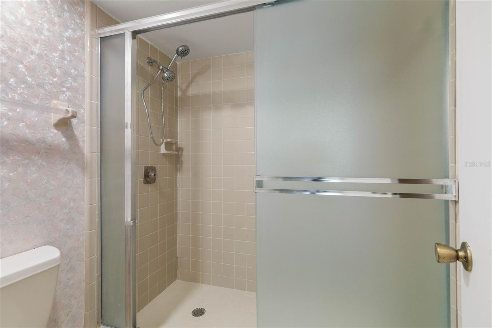 ESCONDIDO AT TOMOKA CONDO - Residential