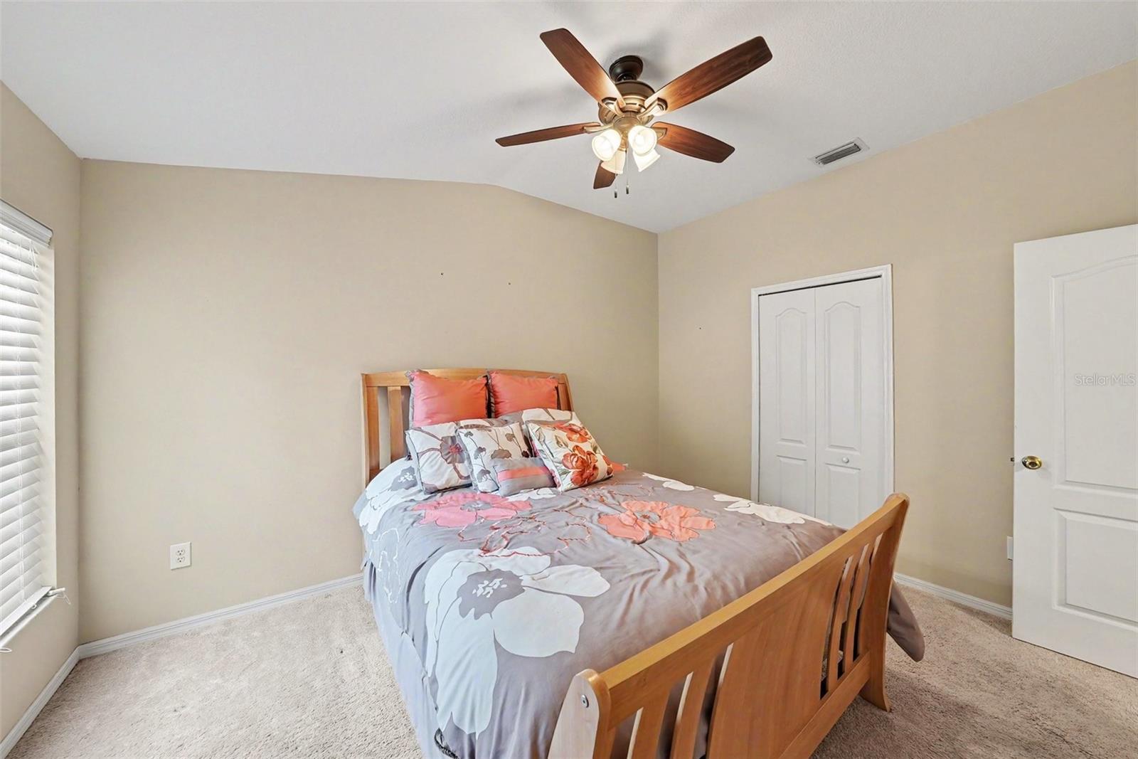 LEXINGTON OAKS PH 01 - Residential