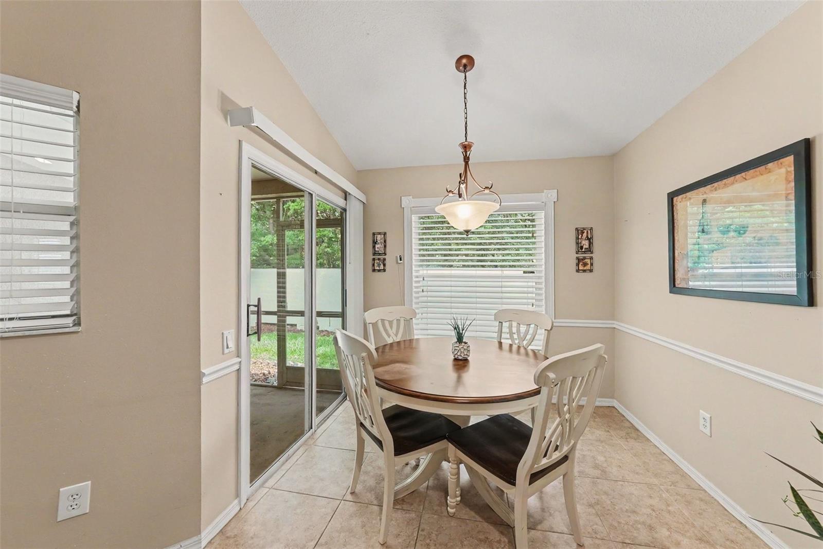 LEXINGTON OAKS PH 01 - Residential