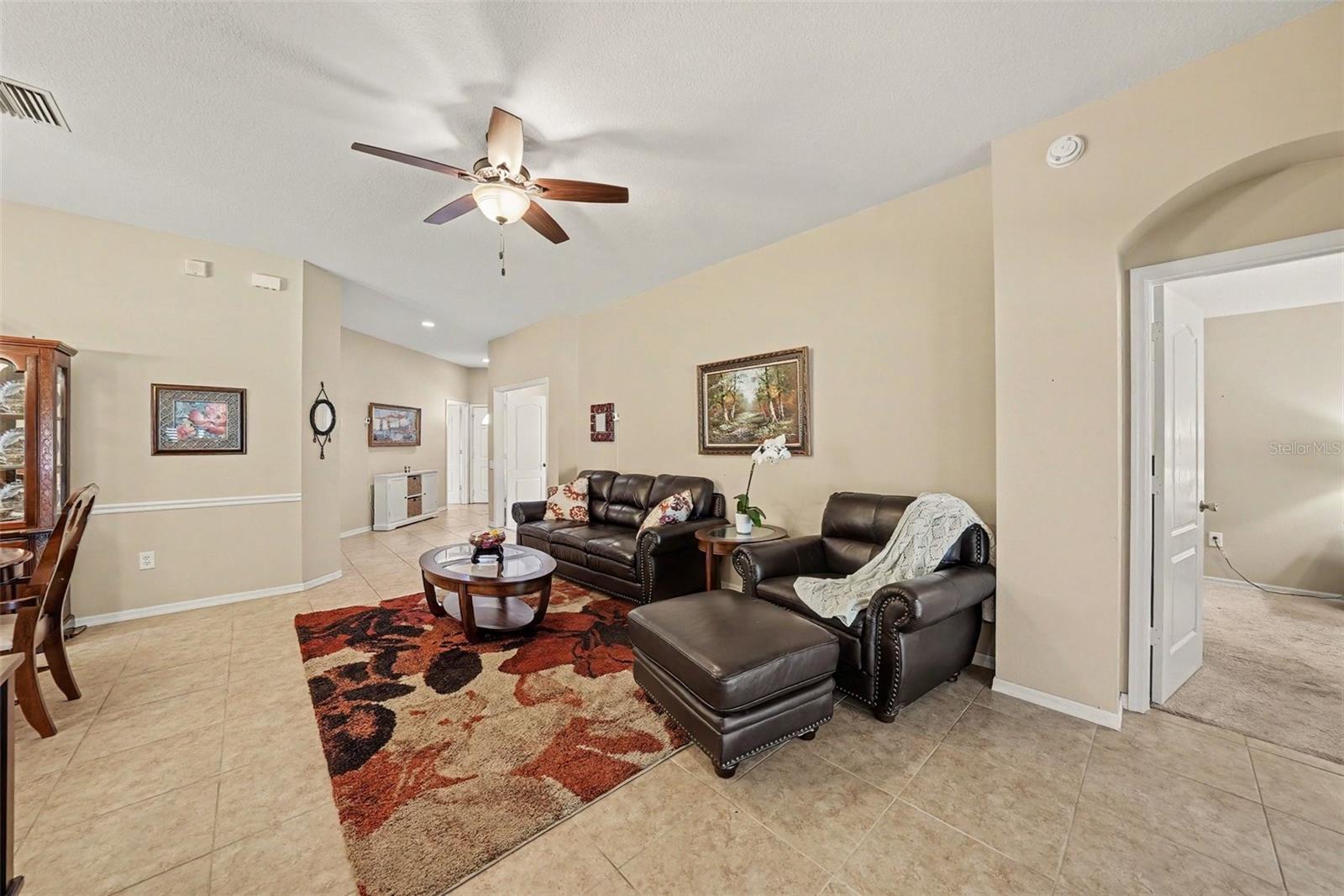 LEXINGTON OAKS PH 01 - Residential