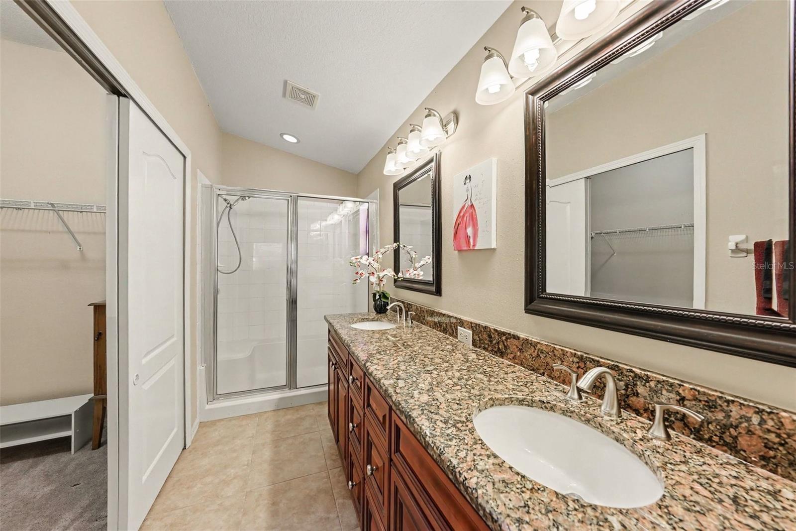 LEXINGTON OAKS PH 01 - Residential