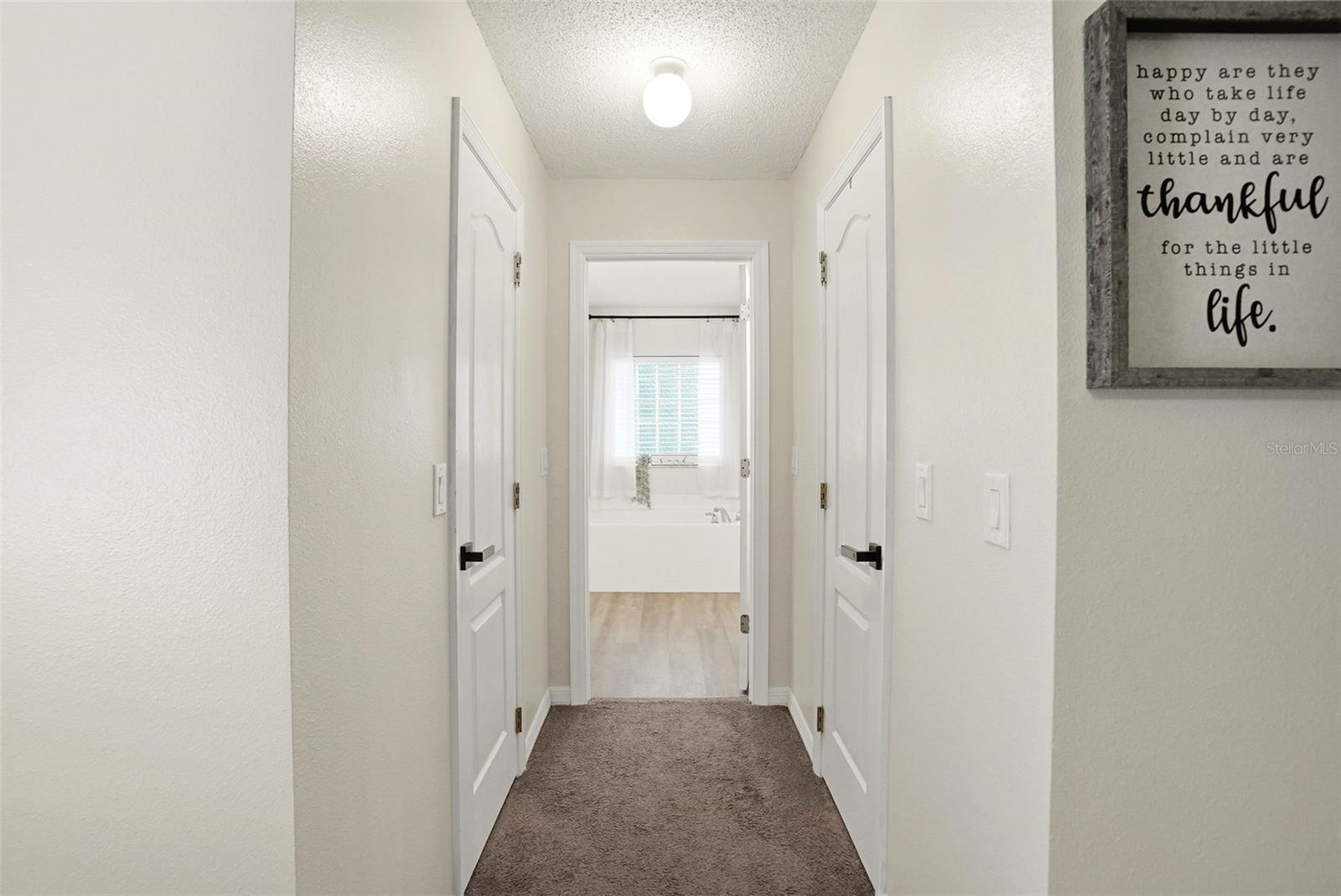 MINNEOLA HIGHLAND OAKS PH 02 LT 01 PB 52 - Residential