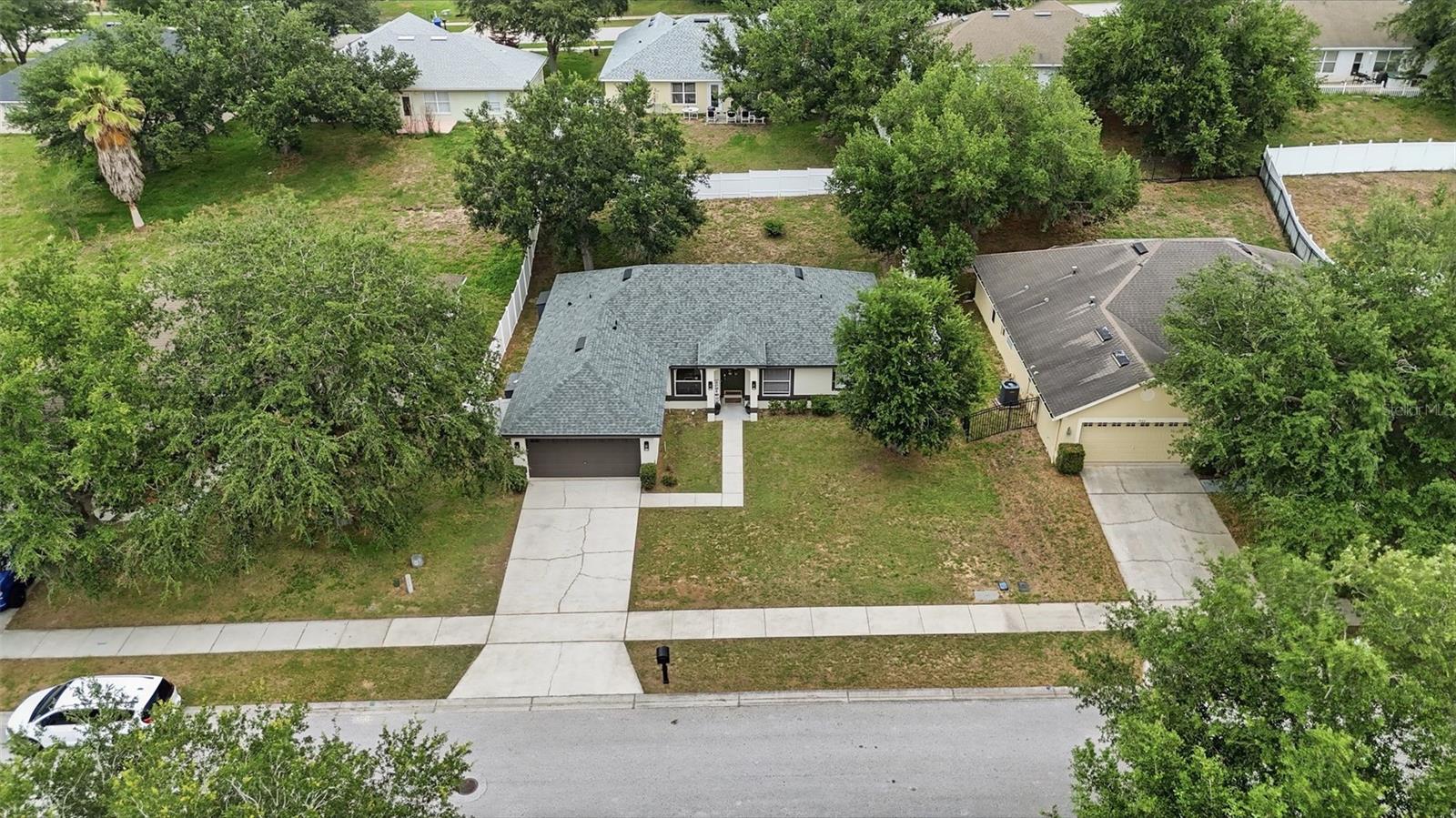 MINNEOLA HIGHLAND OAKS PH 02 LT 01 PB 52 - Residential